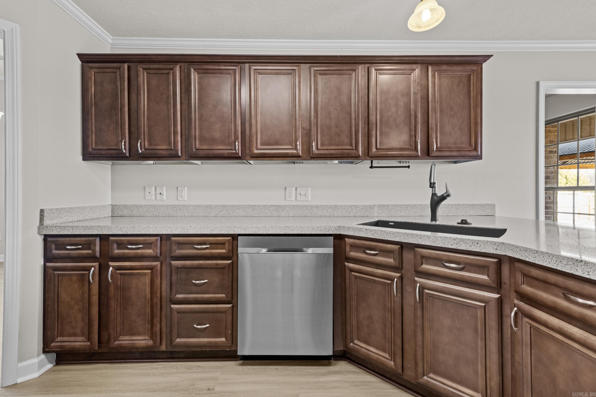 MAKENNA COVE - Residential