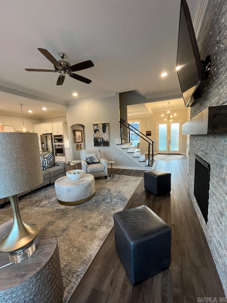 STONEHILL - Residential