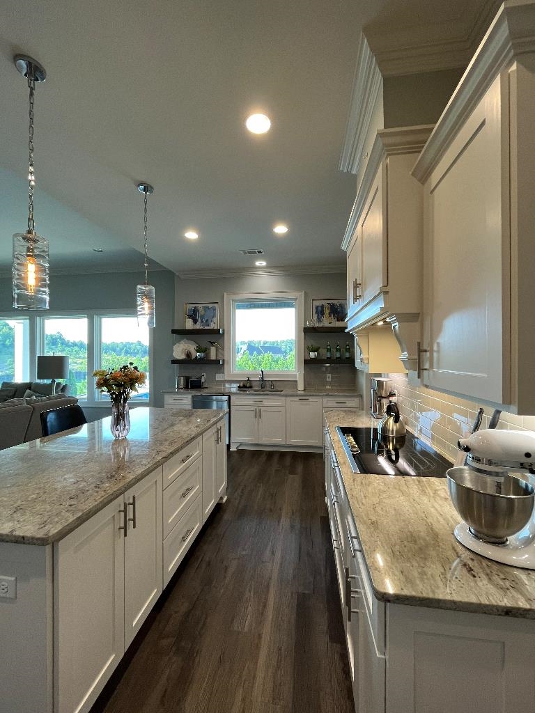 STONEHILL - Residential