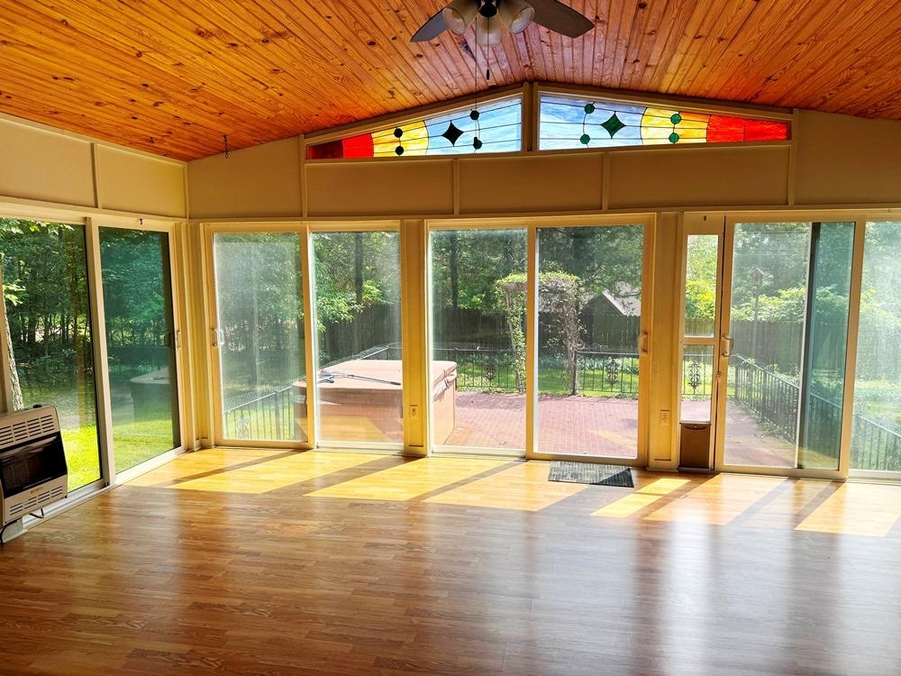 KIMA THIRD - Residential