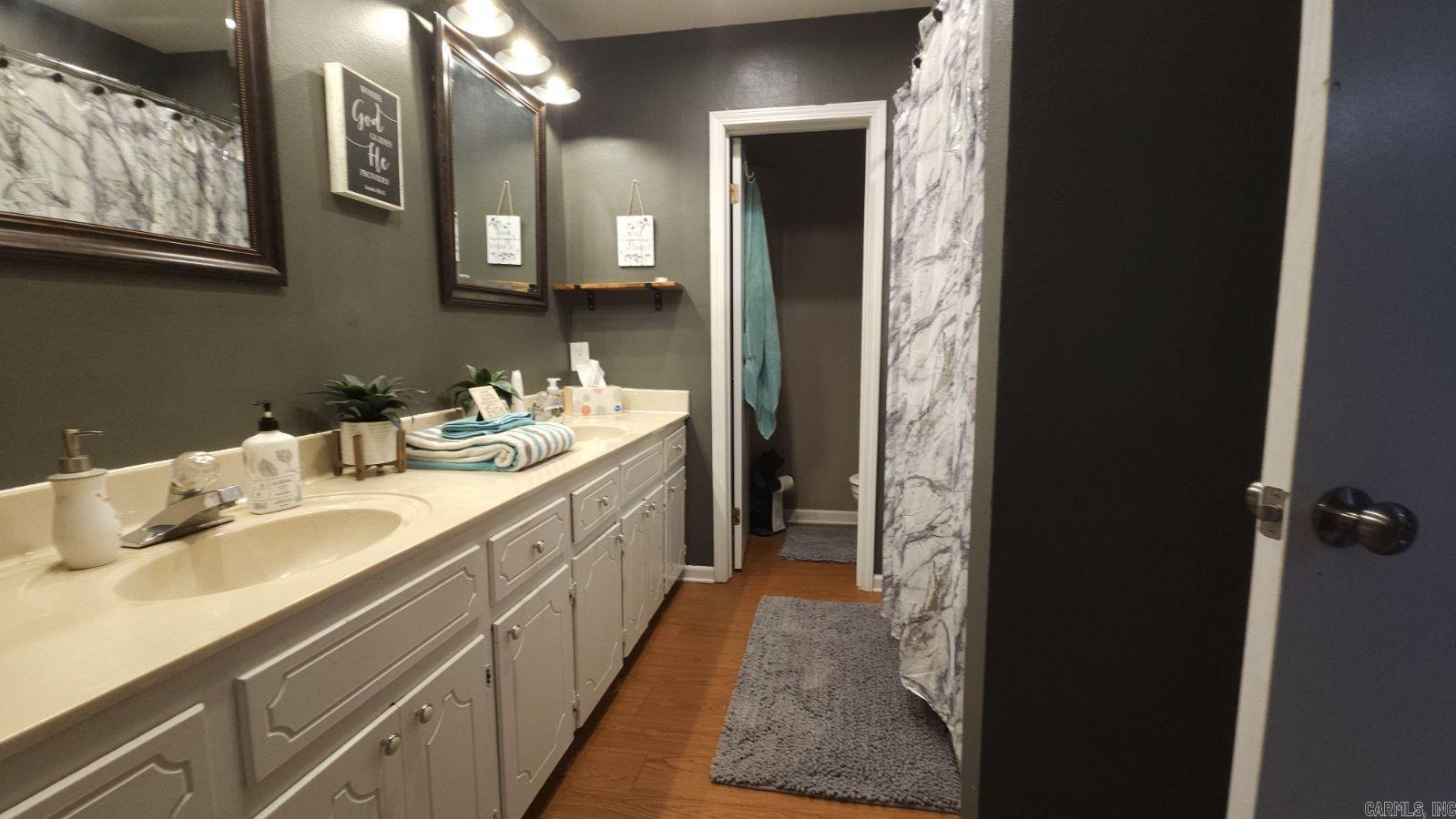 BAINBRIDGE - Residential