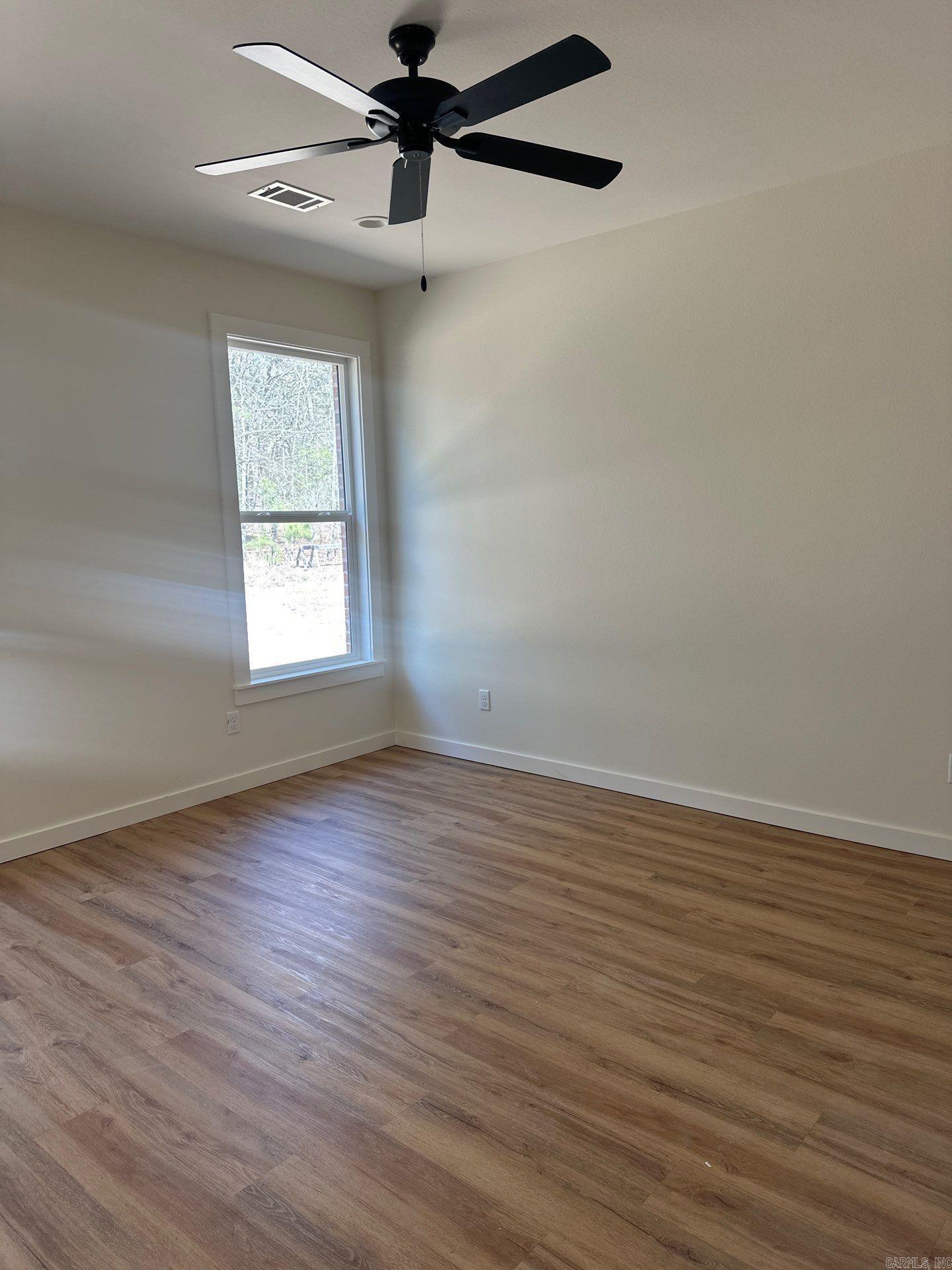 WOODLANDS CHALETS - Residential