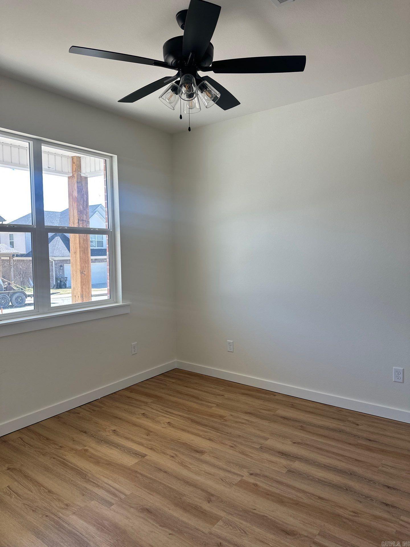 WOODLANDS CHALETS - Residential