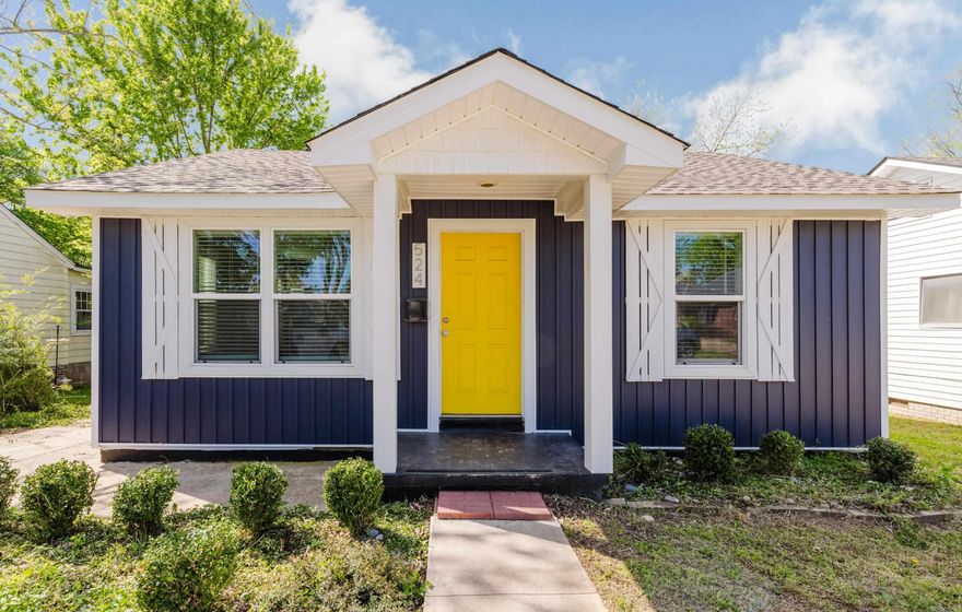 DOWNTOWN BENTON CHARMER! Just steps away from award-winning restaurants and fantastic shopping, this home offers a convenient location, while balancing old world charm and modern touches. The original hardwood floors have been beautifully refinished and are featured in the living room and all three bedrooms. The kitchen has newer luxury vinyl plank flooring, new cabinets, granite countertops, and gas stove. Other updates to the home include new paint, new windows, and a new roof (all updates completed in 2024. Rounding out this home, are a back deck and large backyard. Schedule your tour and imagine yourself experiencing the downtown vibe every day!