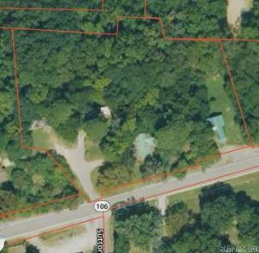 OFFERING 4 SEPARATE DWELLINGS ACROSS 2.41 ACRES: Established income producing investment currently generating $1930/month in gross rental income with enough land for expansion if one desired! 4 RENTAL UNITS: 950, 960, 970, 984 Bethesda Road-Batesville: 950 Bethesda Road is a 2BR/1BA house rental income $450. 960 Bethesda Road is a 3BR/1BA house rental income $455 (9 year tenant) with metal roof. 970 Bethesda Road is a 2BR/1BA mobile rental income $450 per month and 984 Bethesda Road is a 3BR/1.50BA mobile rental income $575.00. Total monthly rental income for all $1930 per month with space to add more rentals if someone desired. Listing agent will provide lease agreements to prospective buyers upon request & notice will be required for showings due to scheduling with tenants. Purchase will be as-is.