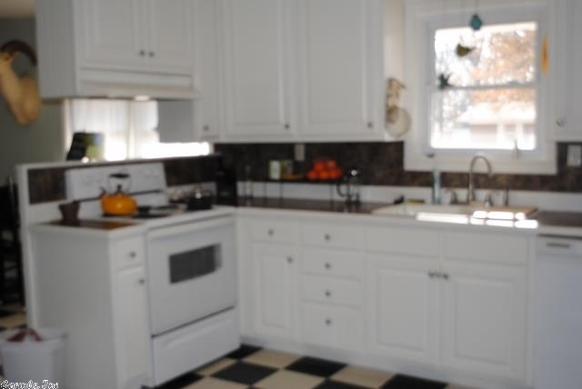 KINGWOOD PLACE - Residential