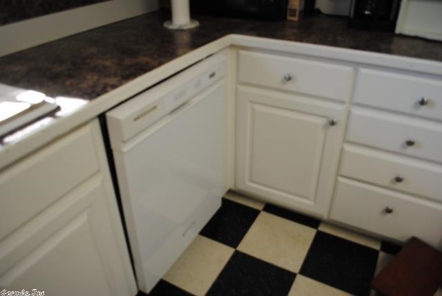 KINGWOOD PLACE - Residential