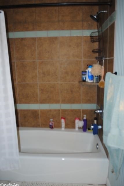 KINGWOOD PLACE - Residential