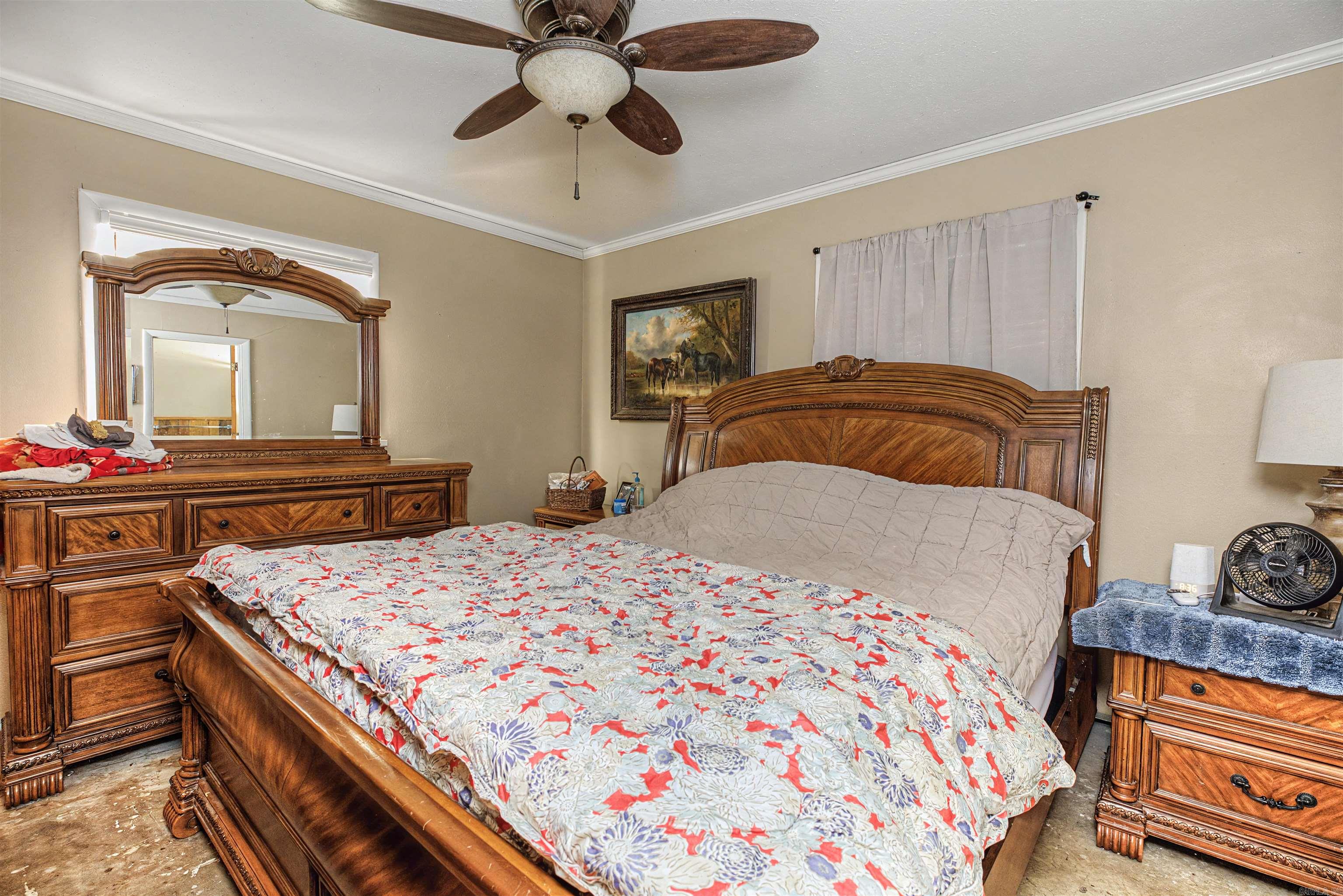 TOWN & COUNTRY ADD - Residential