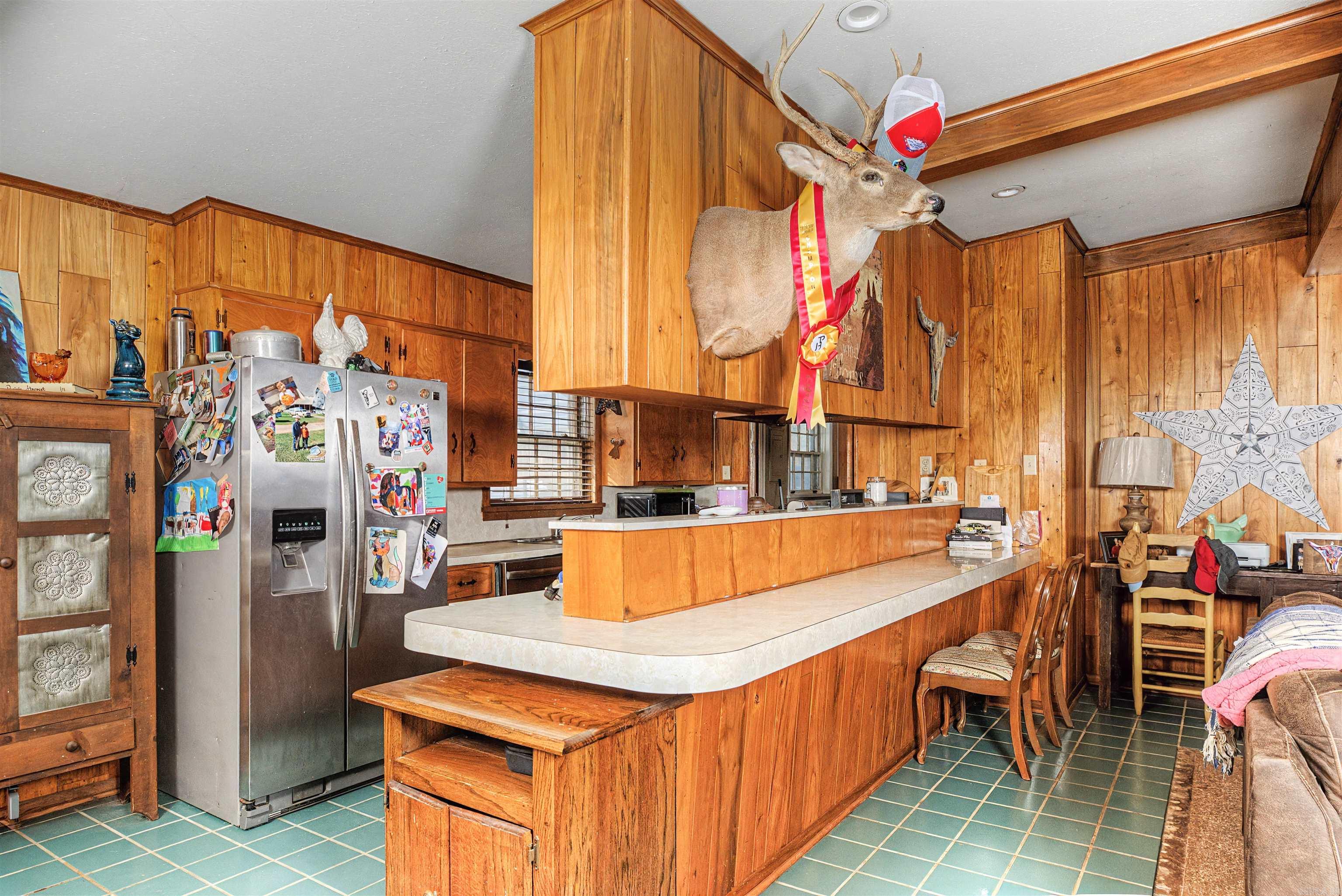 TOWN & COUNTRY ADD - Residential