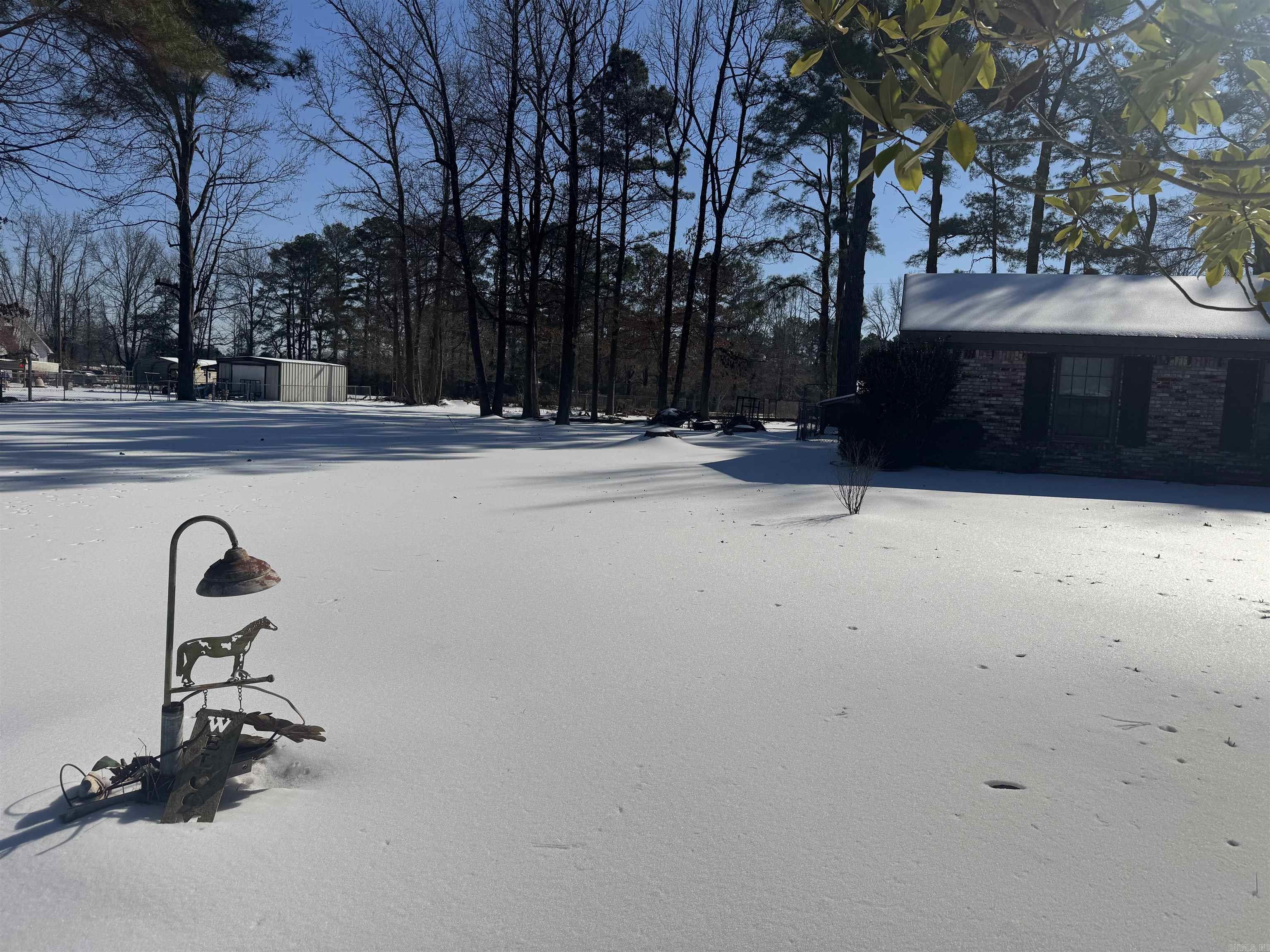 TOWN & COUNTRY ADD - Residential