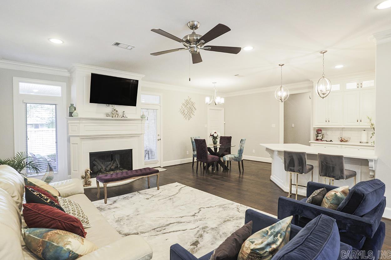 BELLA ROSA - Residential