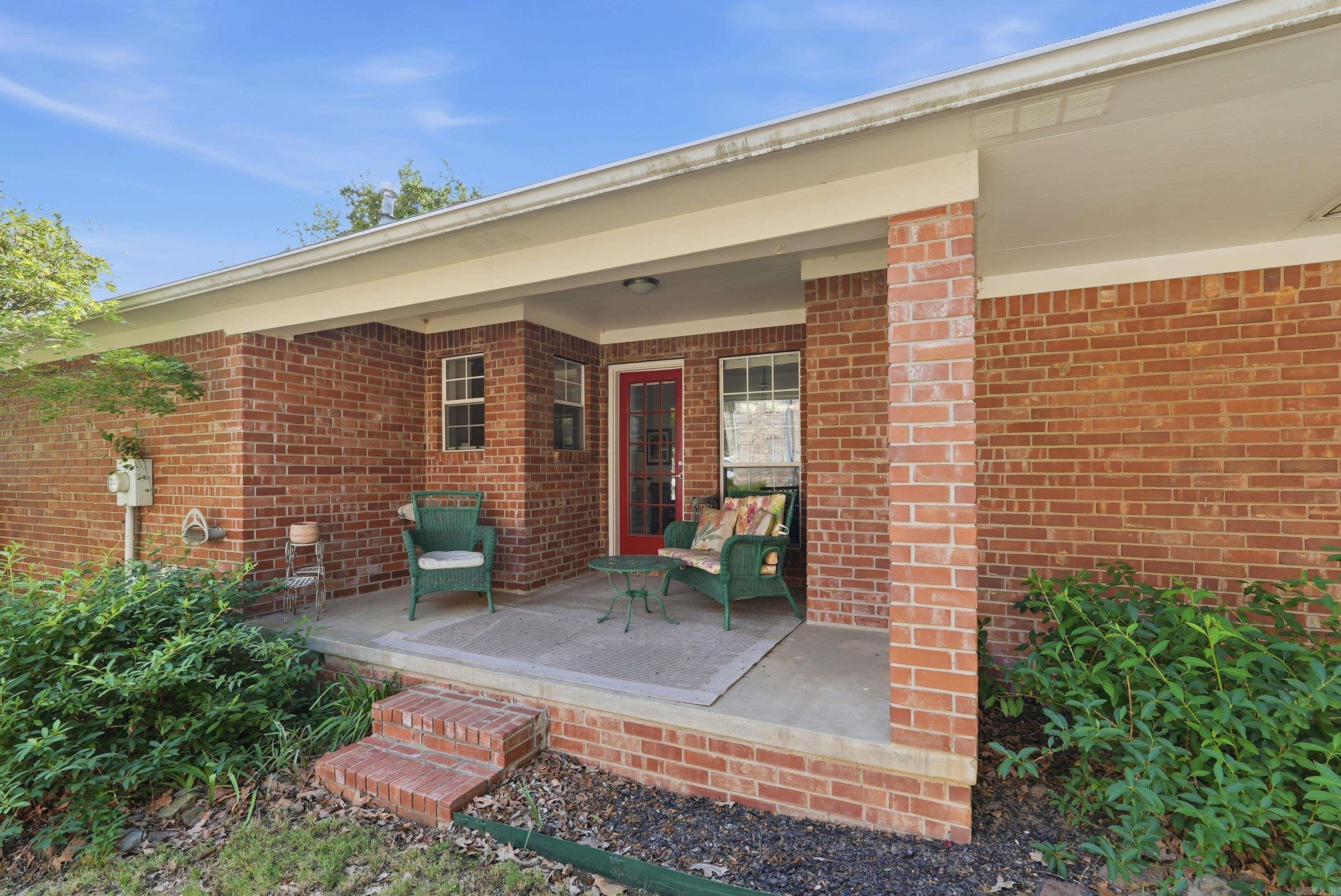 WHITNEY WOODS - Residential