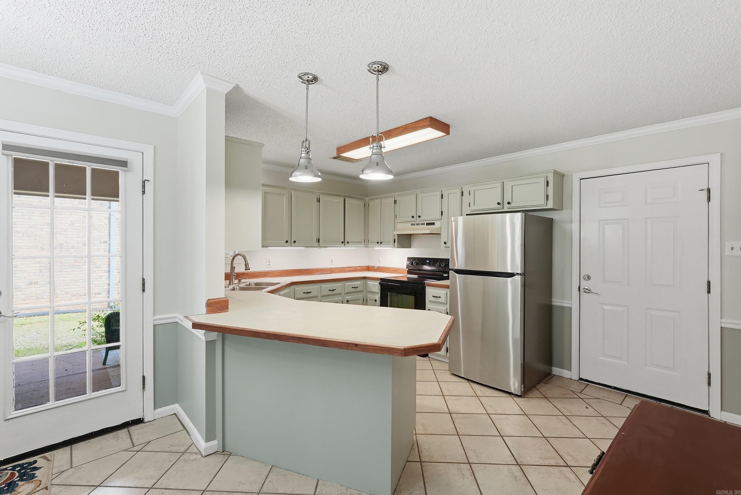 WHITNEY WOODS - Residential