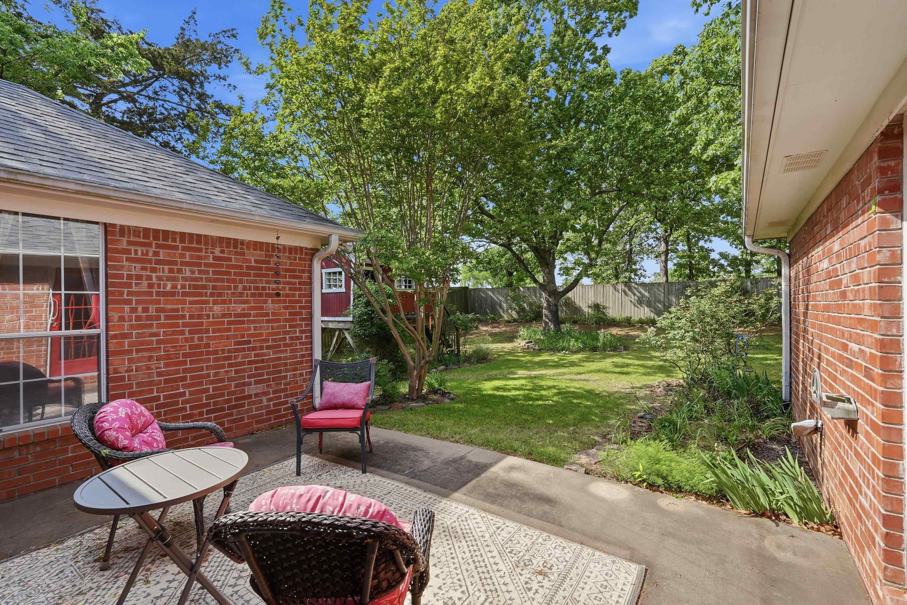 WHITNEY WOODS - Residential