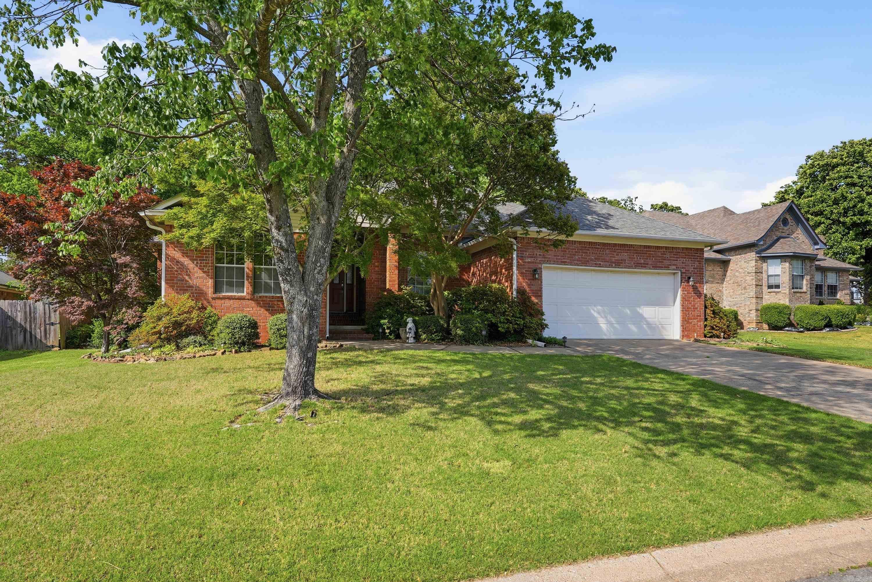 WHITNEY WOODS - Residential