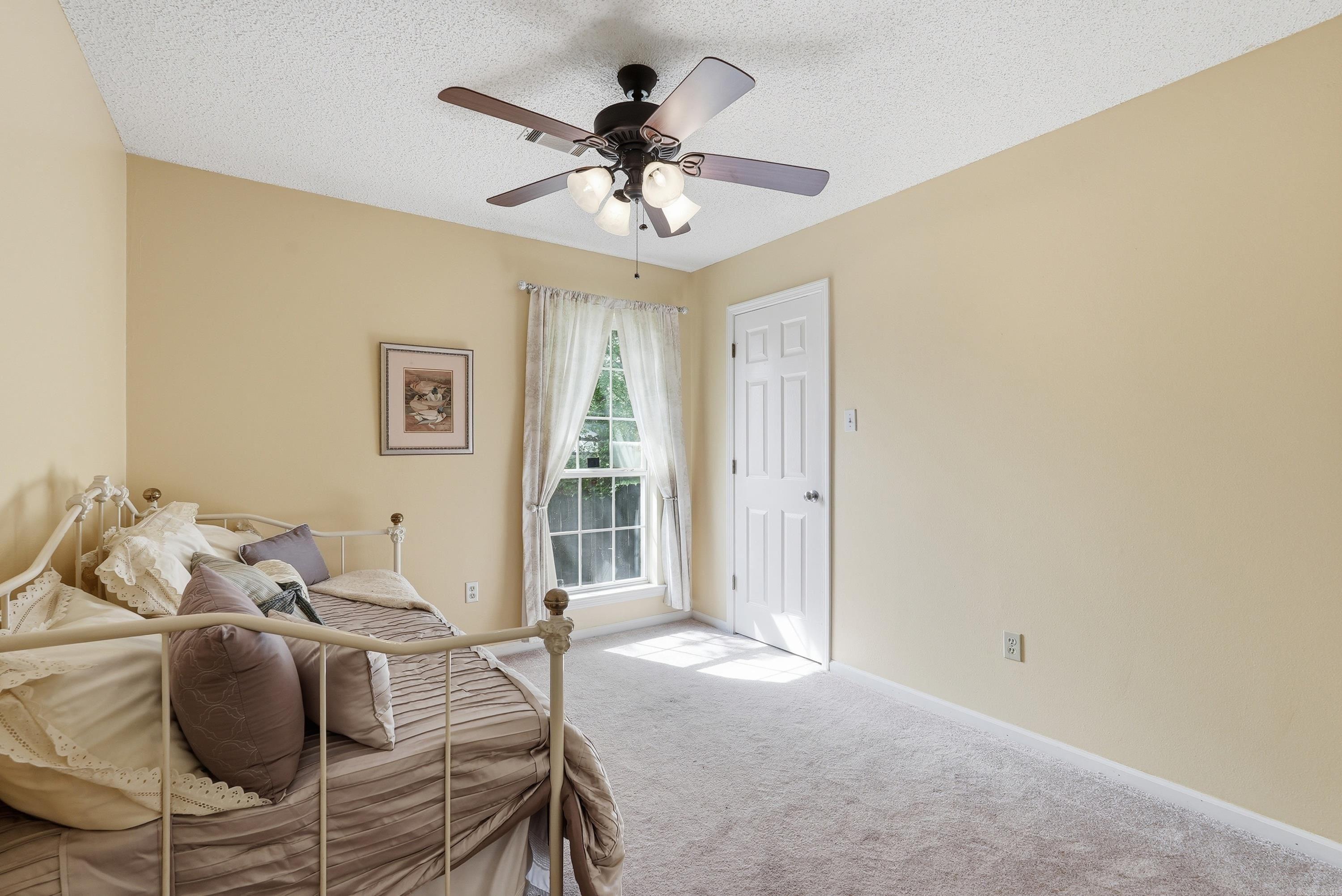 WHITNEY WOODS - Residential