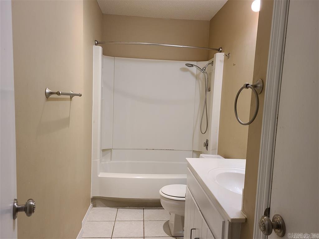 STONEWALL - Residential