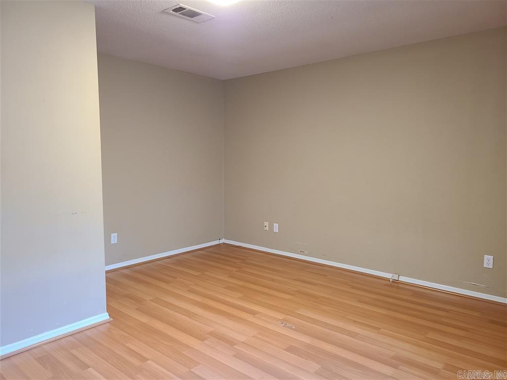 STONEWALL - Residential