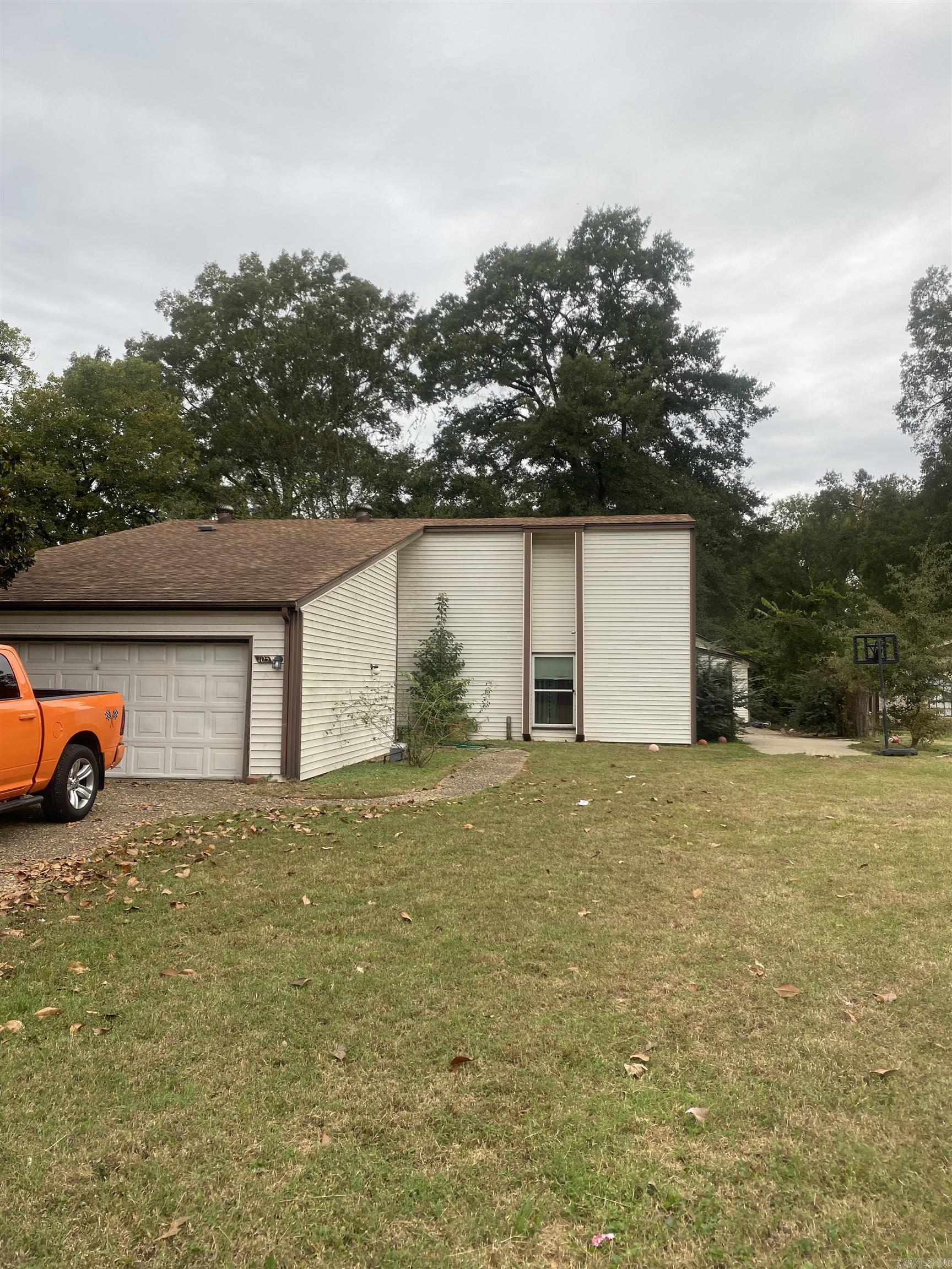 STONEWALL - Residential