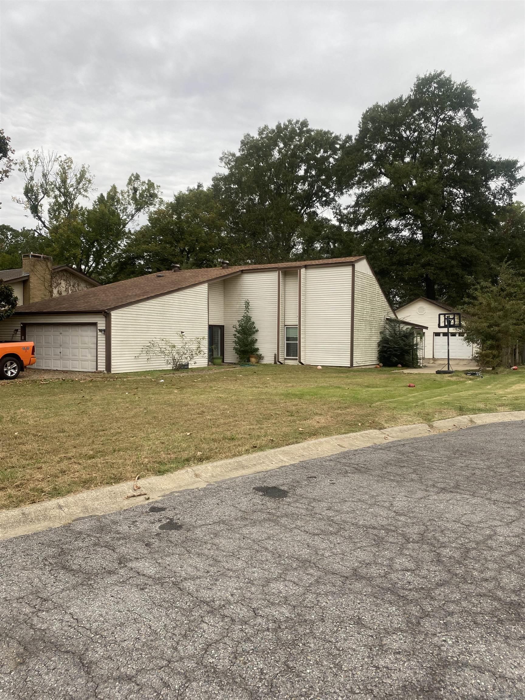 STONEWALL - Residential