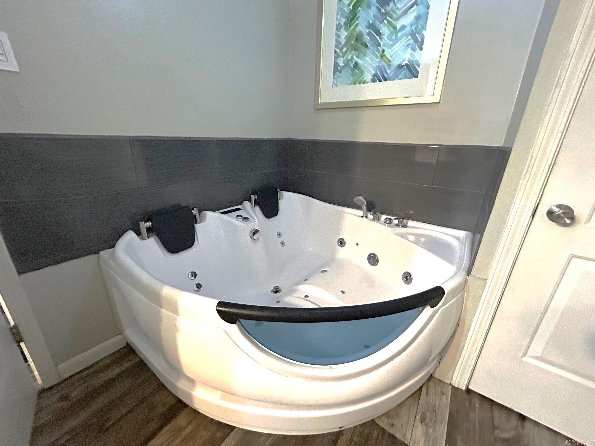 PHEASANT RUN - Residential