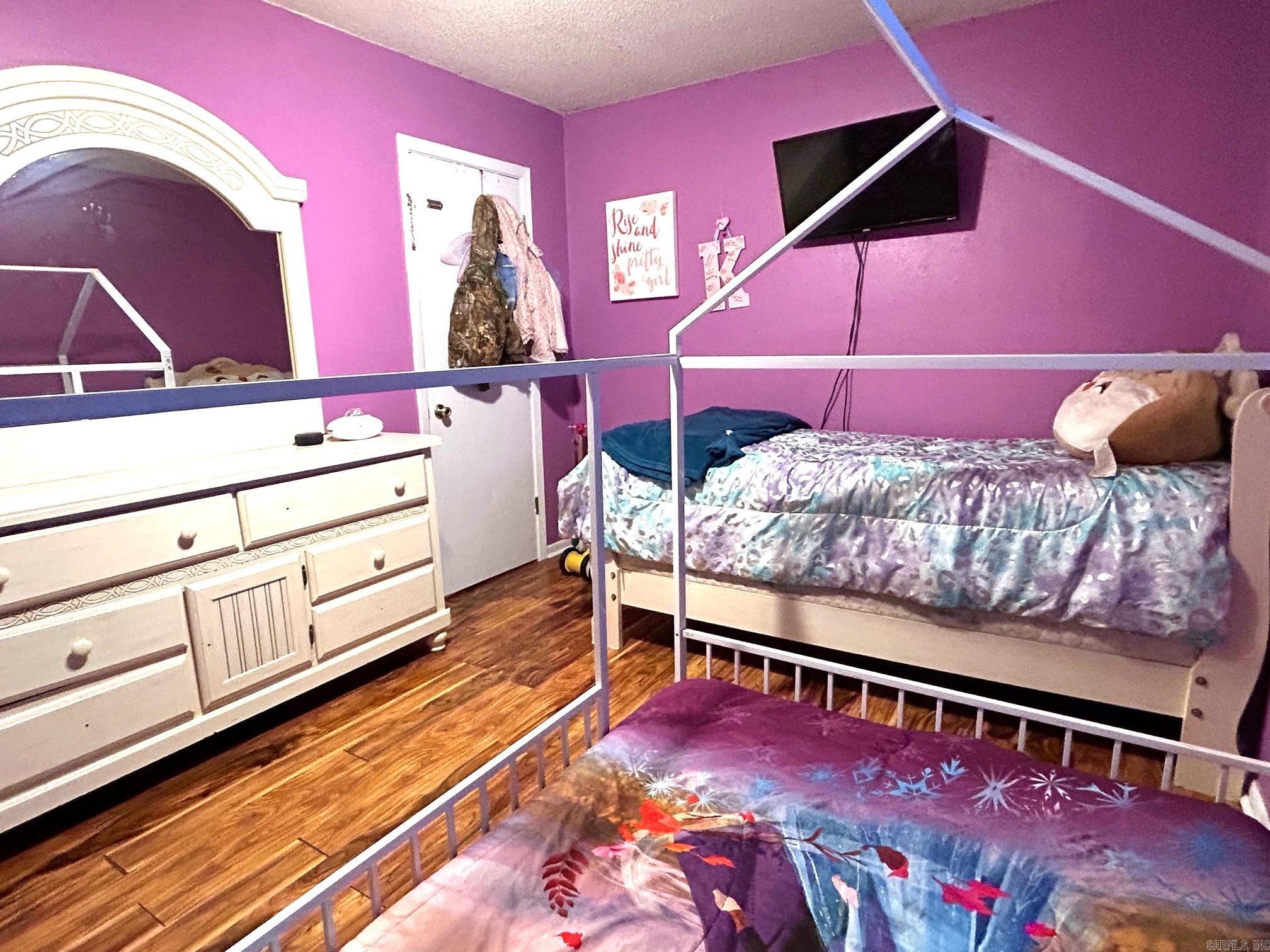 PHEASANT RUN - Residential