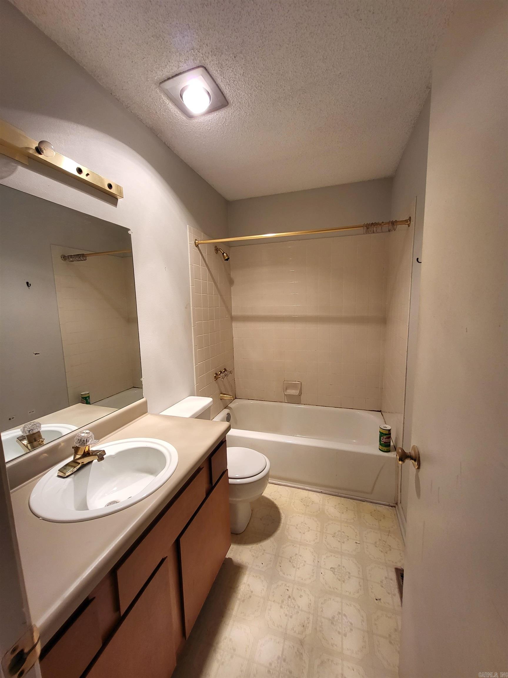 TREEHILL PARK - Residential