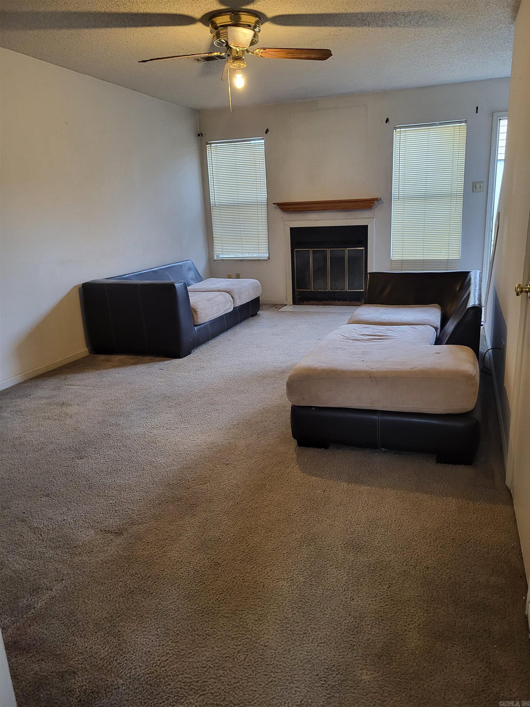 TREEHILL PARK - Residential