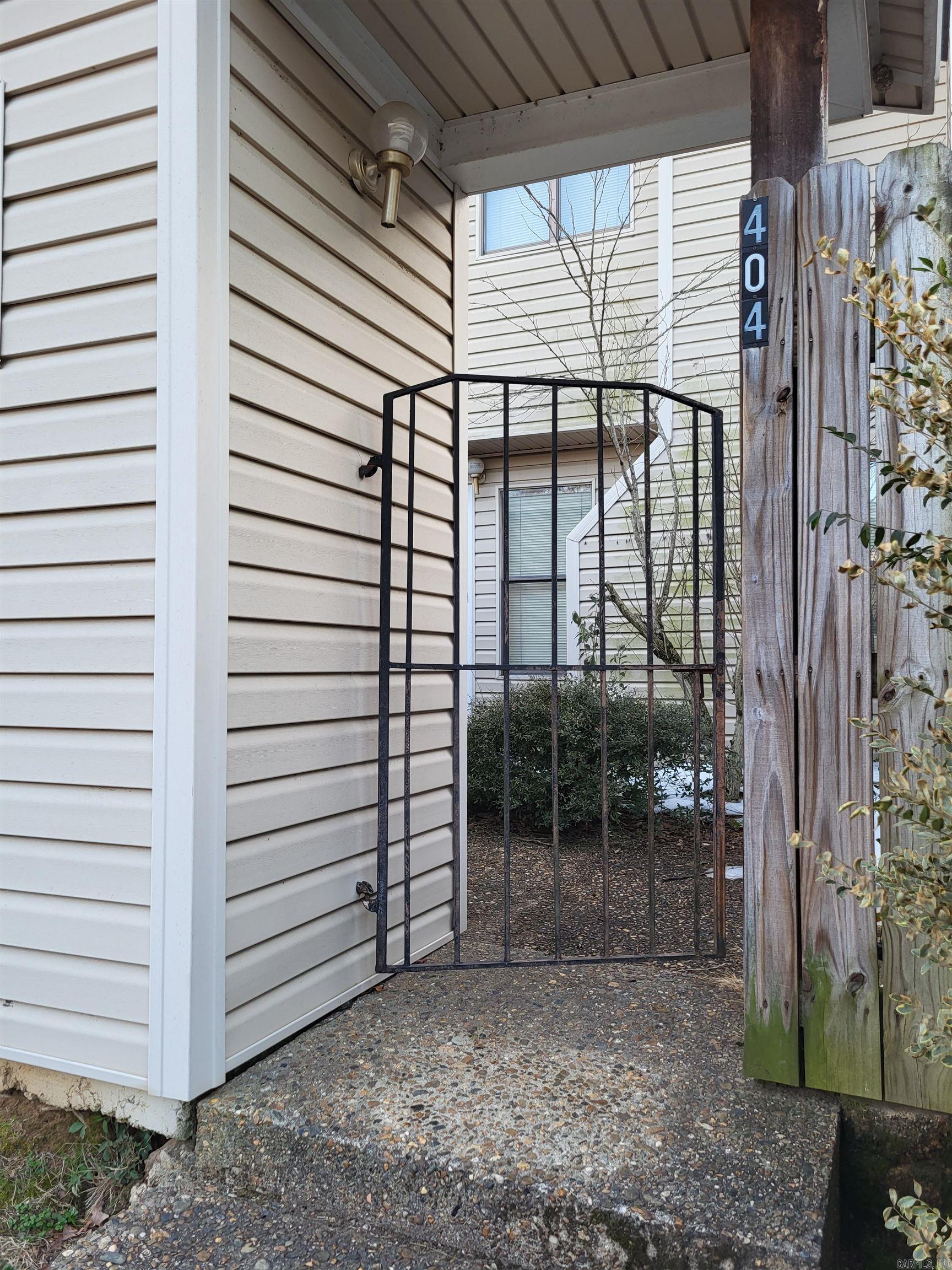 TREEHILL PARK - Residential