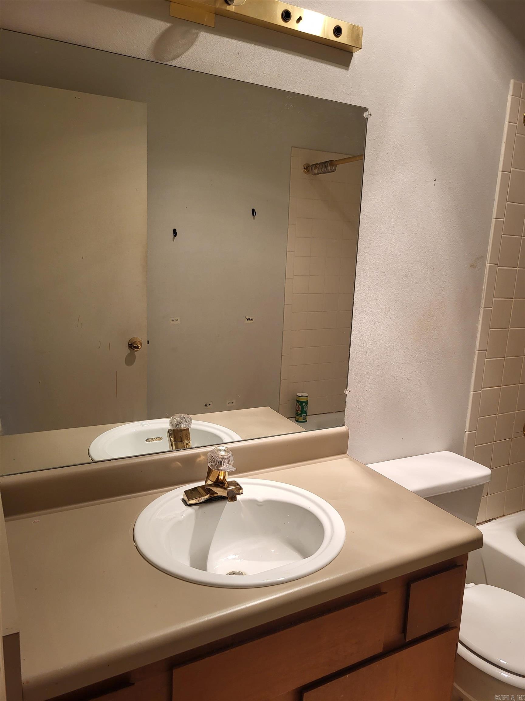 TREEHILL PARK - Residential