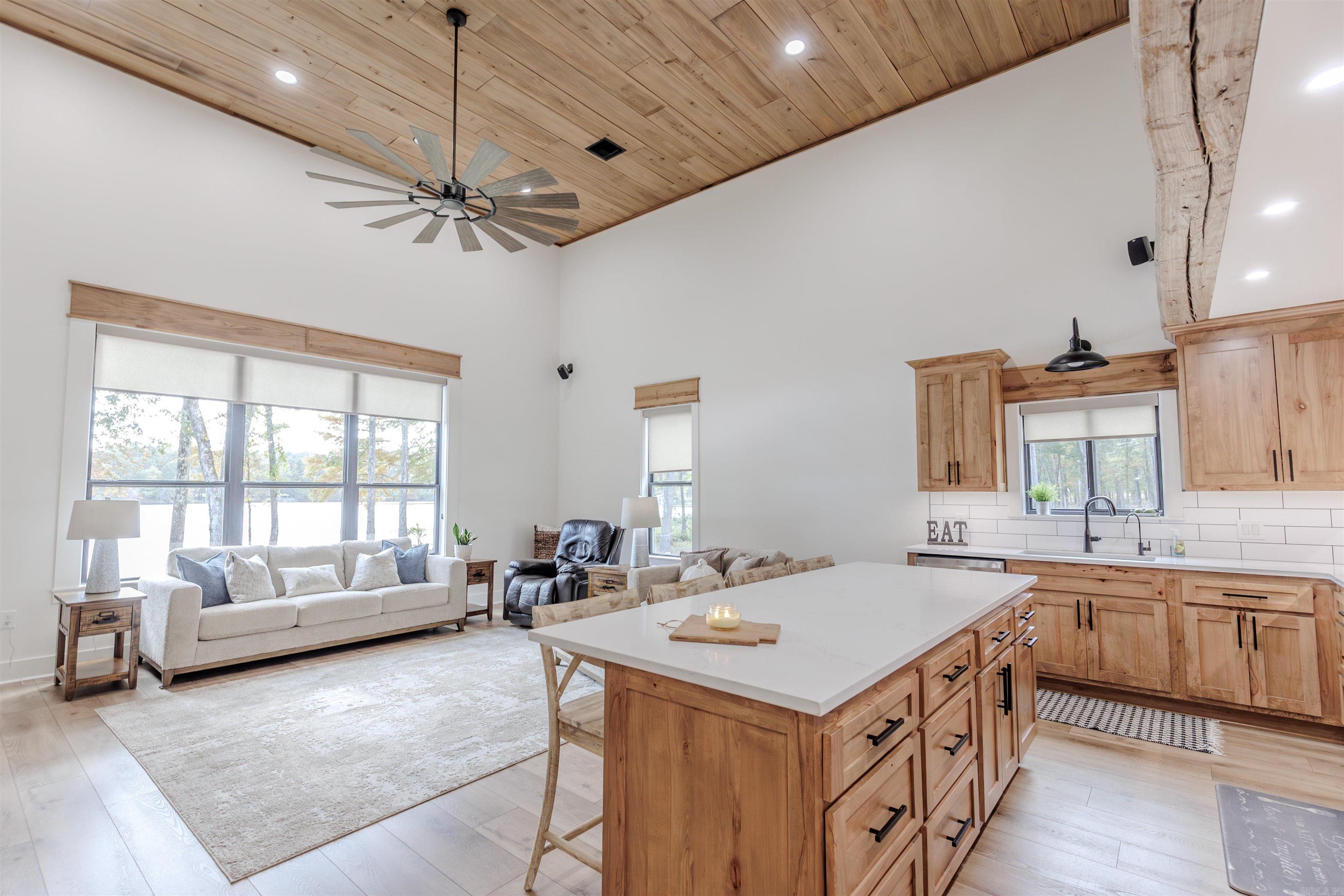 TOMS COVE - Residential