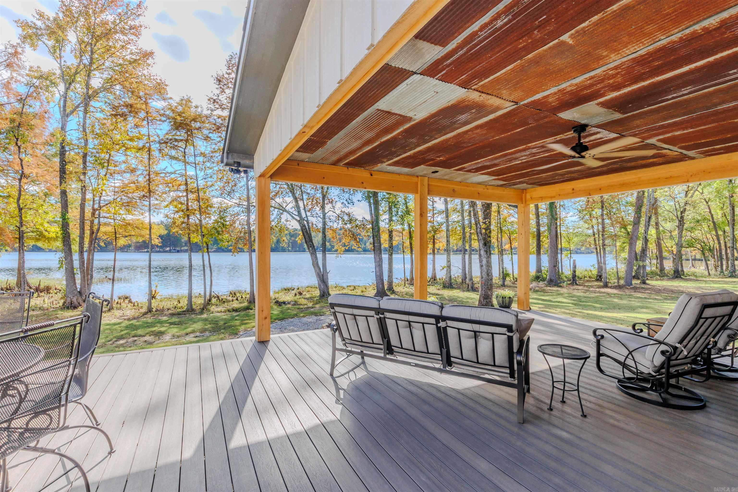 TOMS COVE - Residential