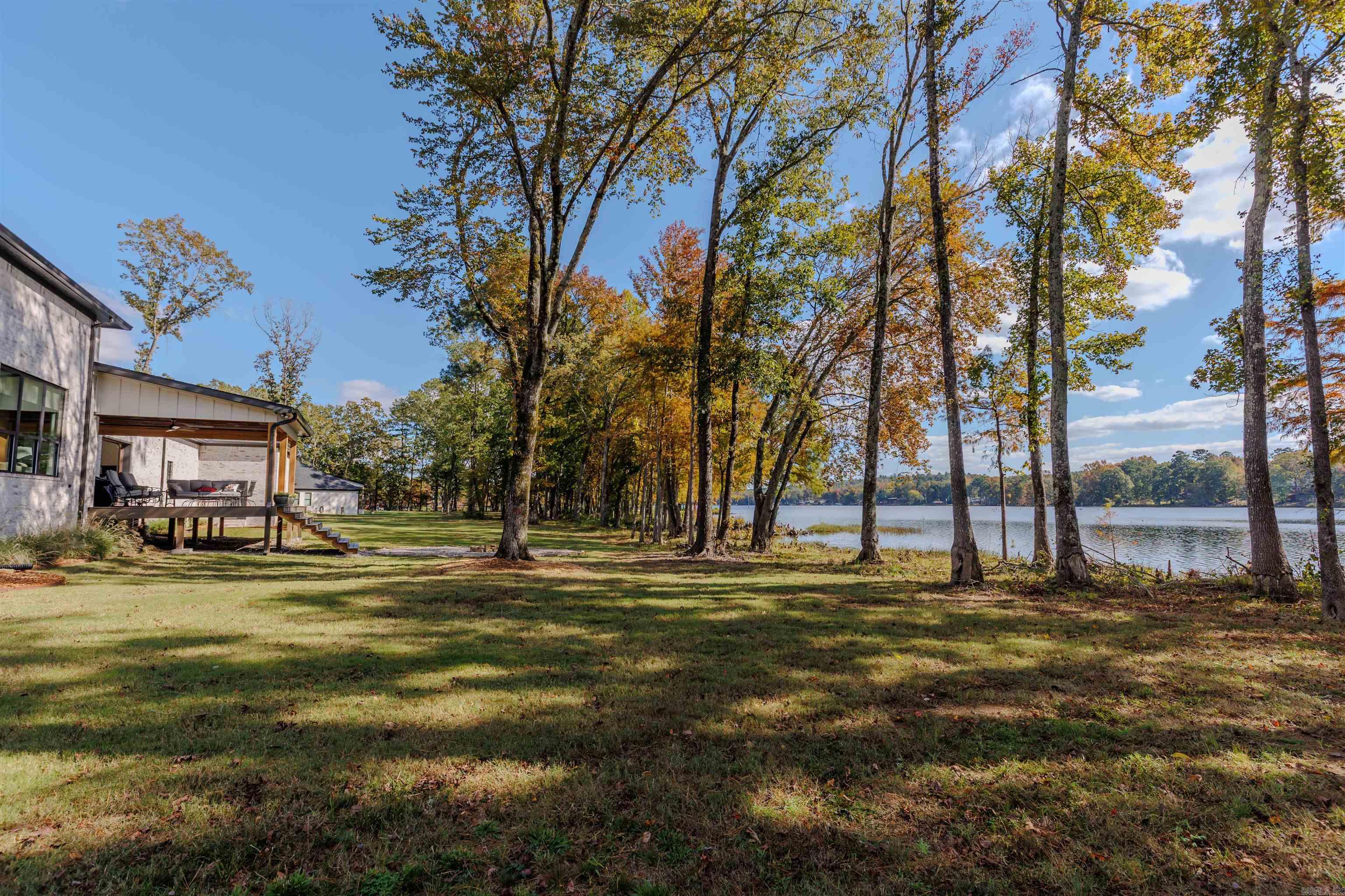 TOMS COVE - Residential