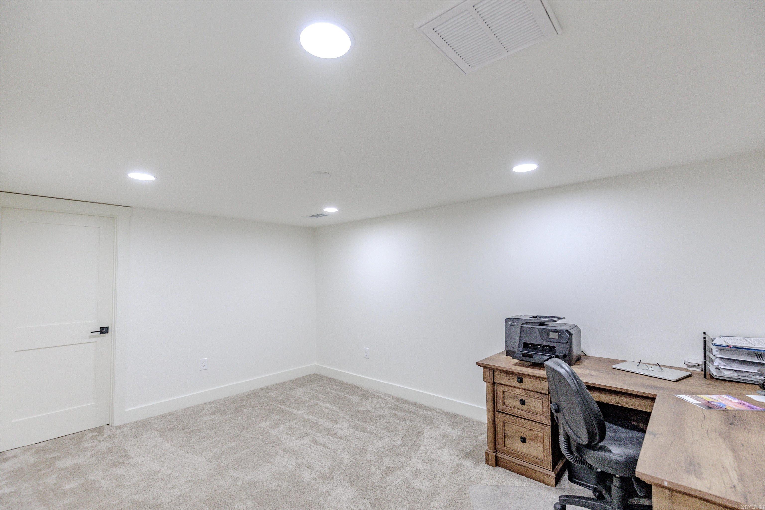 TOMS COVE - Residential