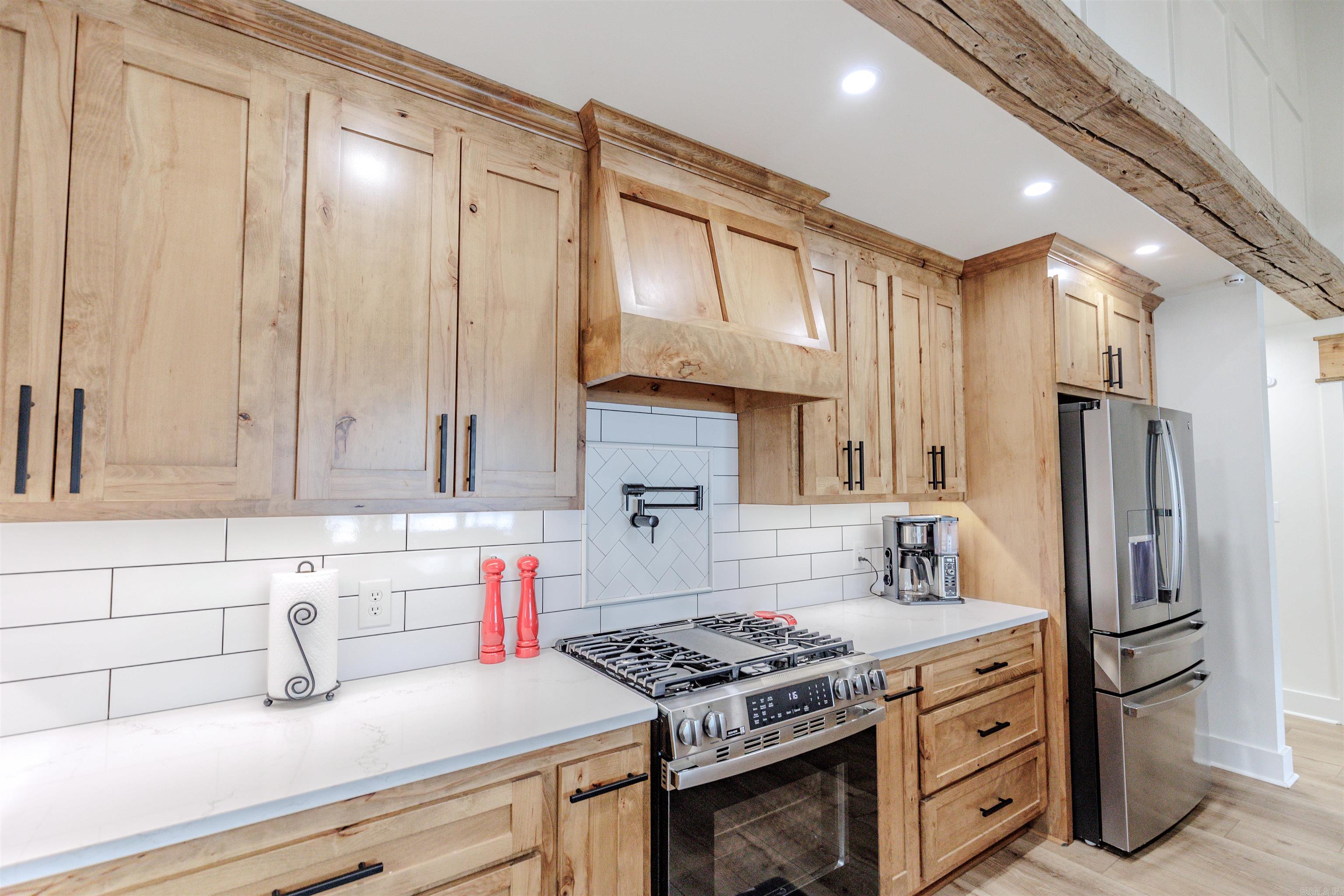 TOMS COVE - Residential