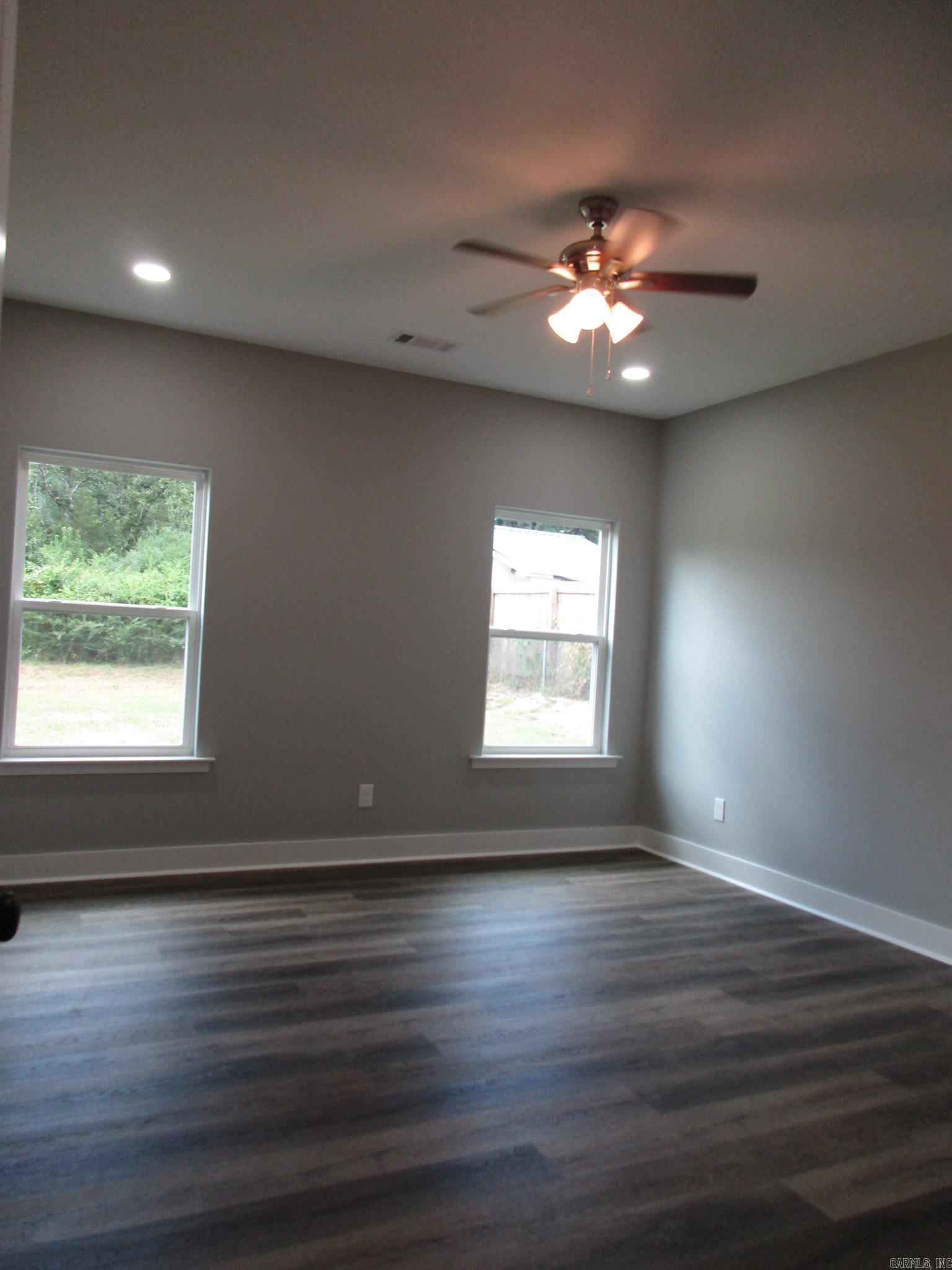 PARK TERRACE - Residential