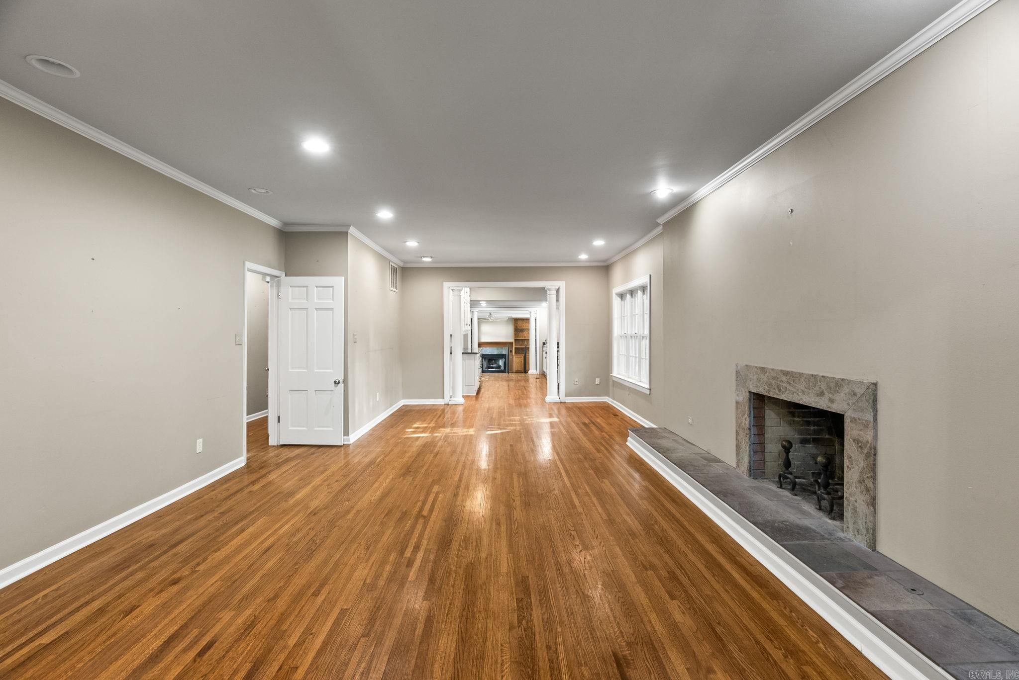 NEWTONS - Residential