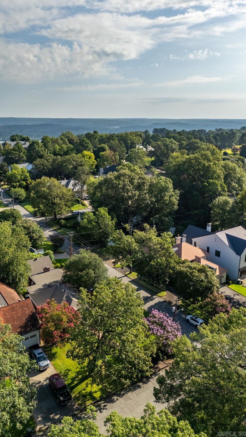 NEWTONS - Residential