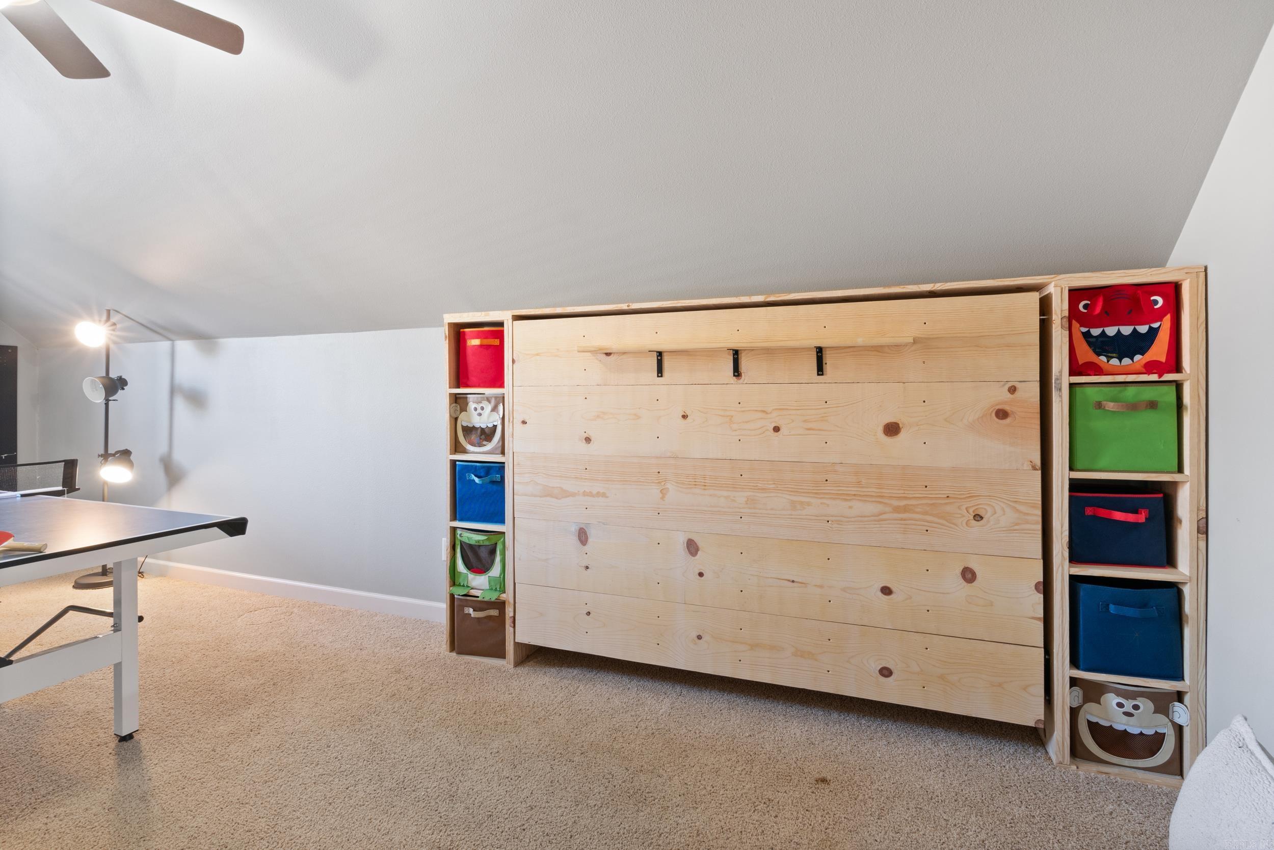 SOUTH WIND - Residential