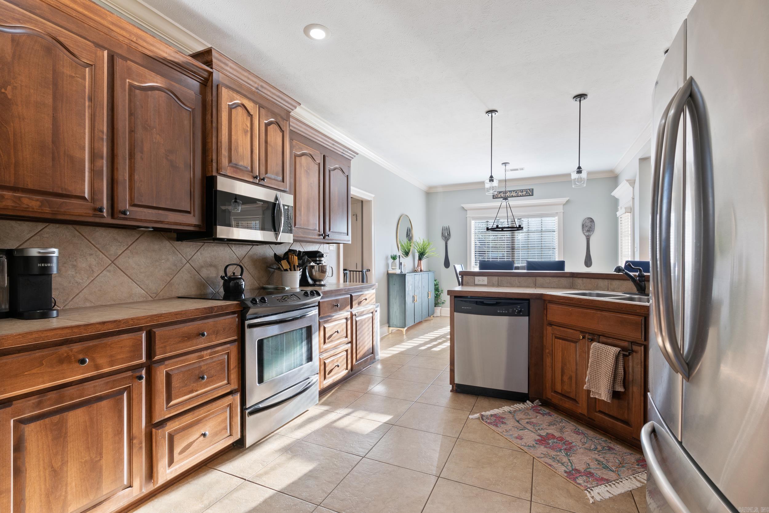 SOUTH WIND - Residential