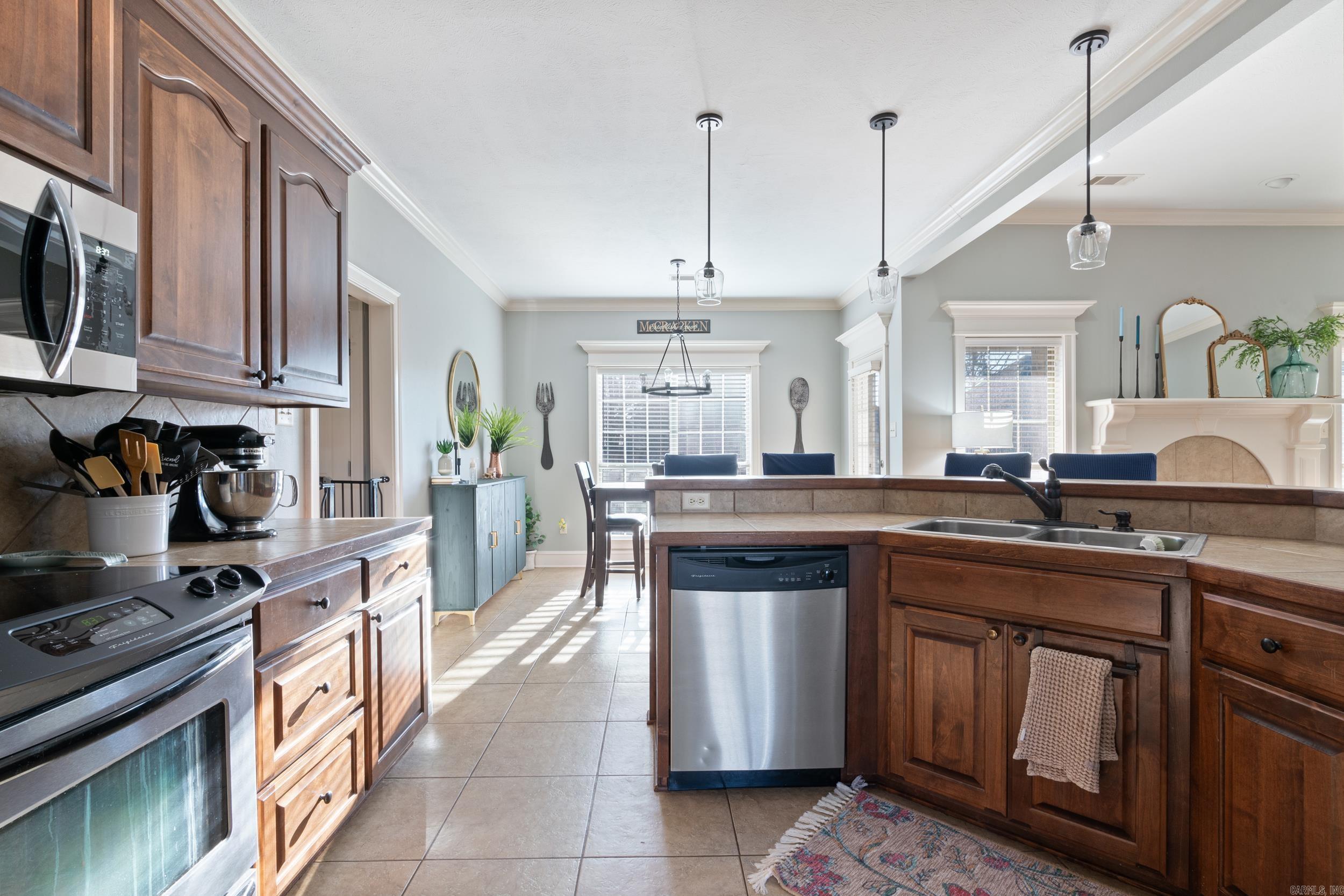 SOUTH WIND - Residential