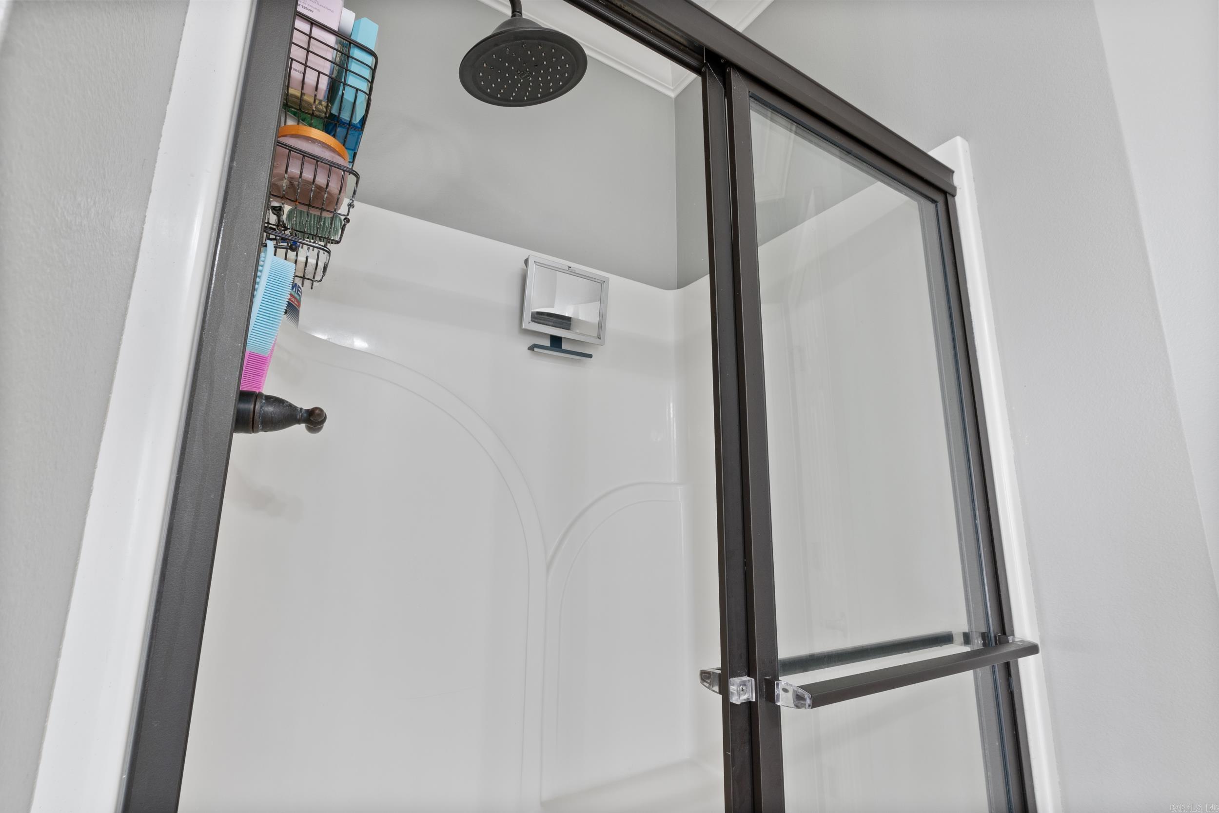 SOUTH WIND - Residential