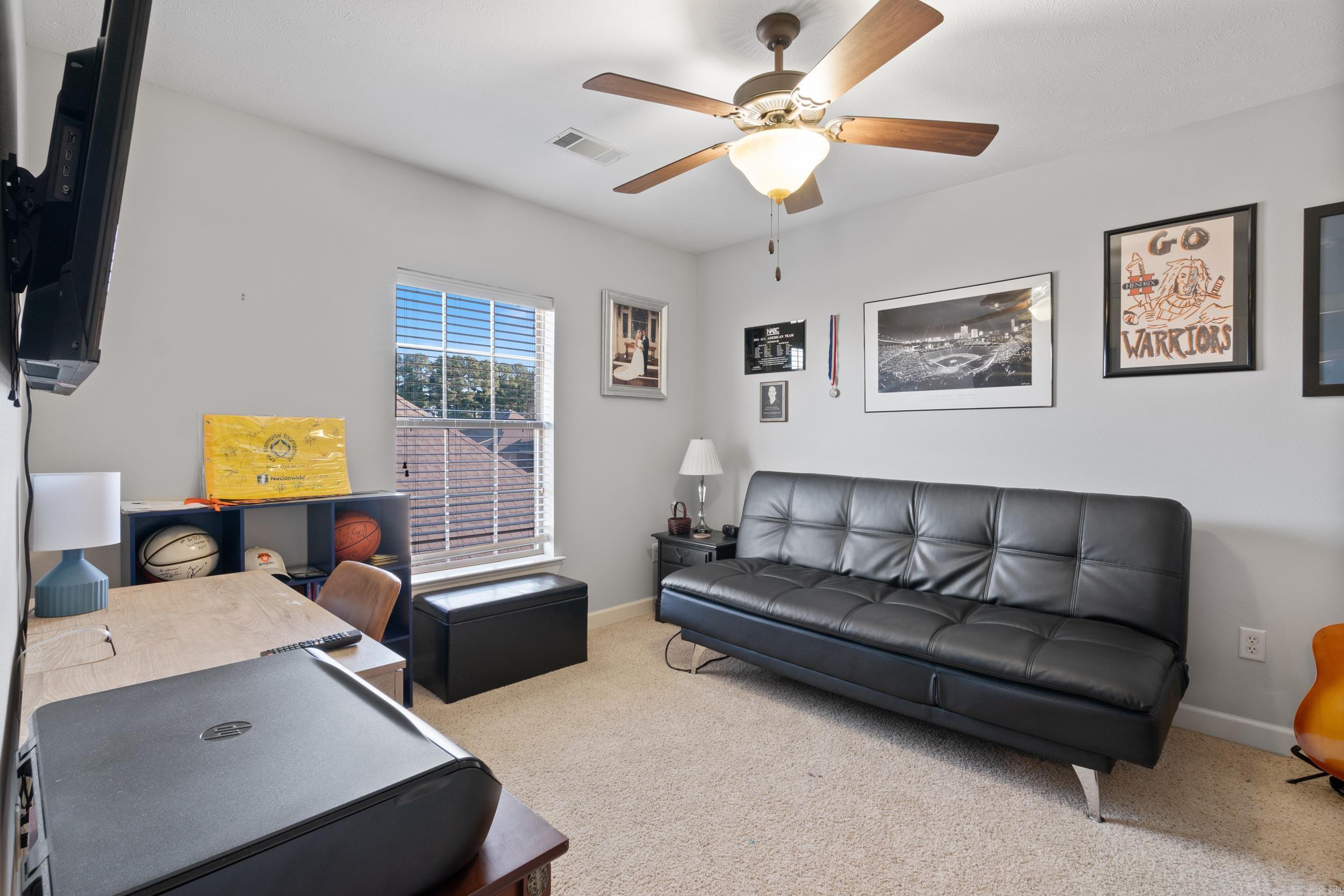 SOUTH WIND - Residential