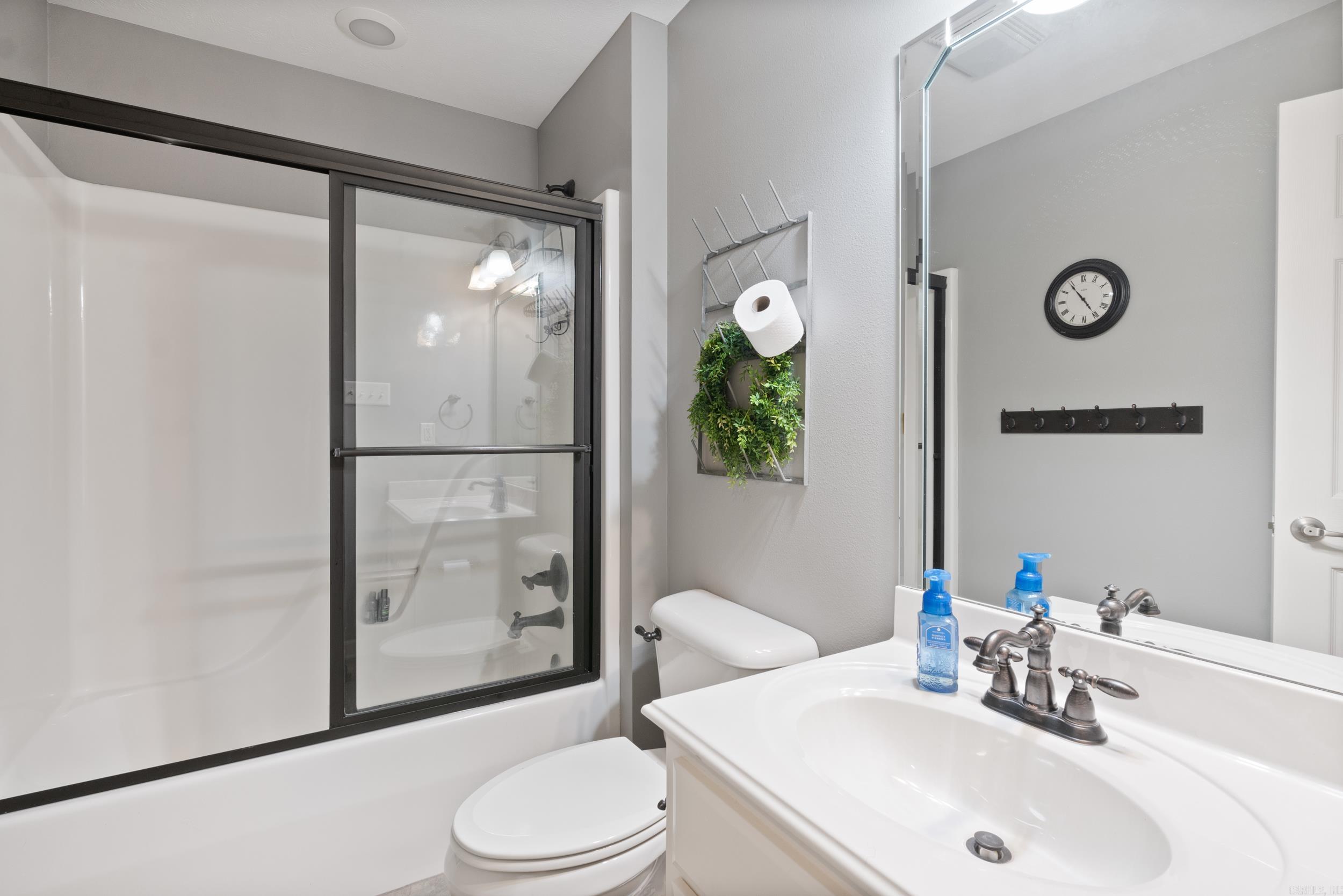 SOUTH WIND - Residential