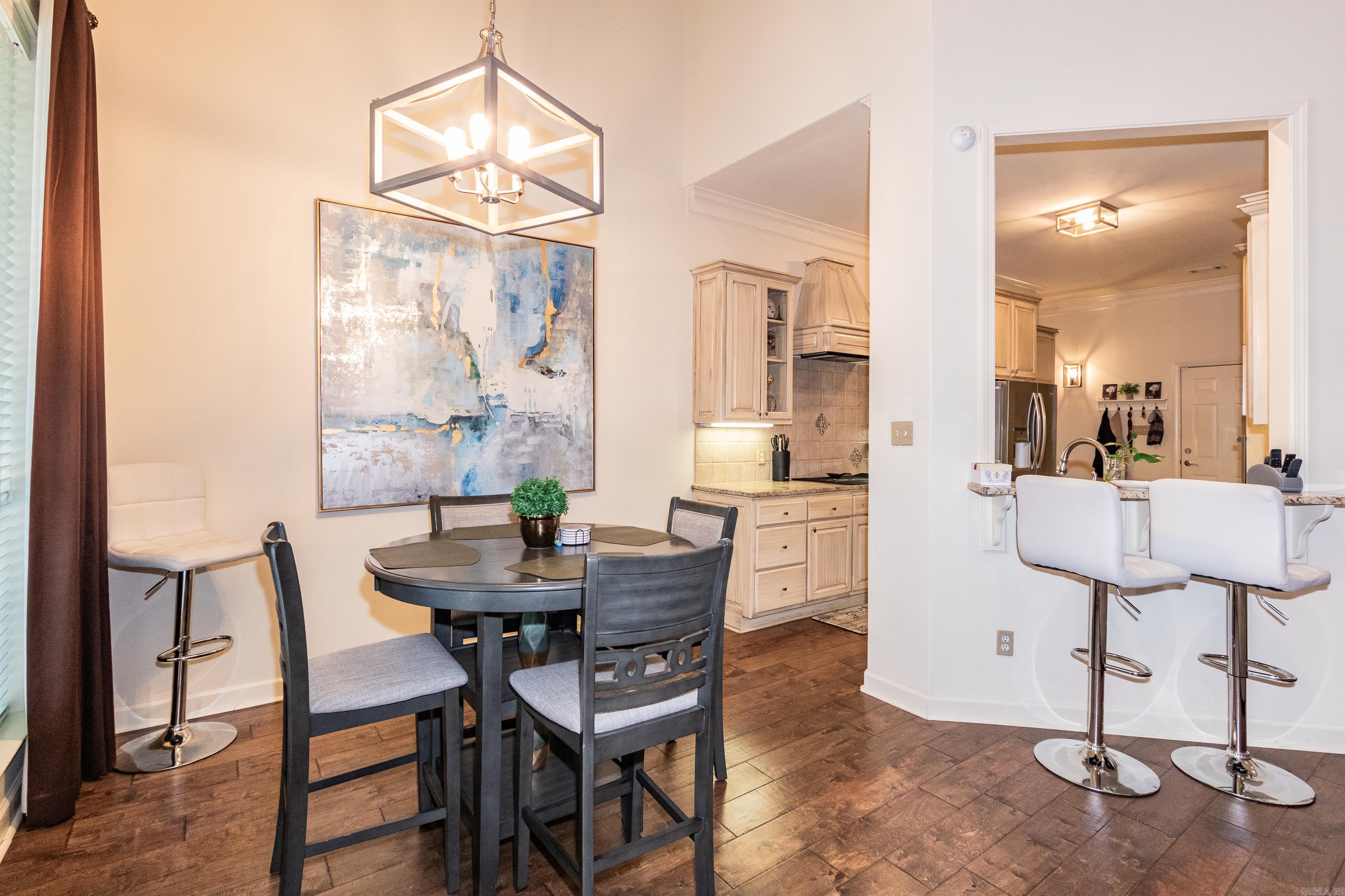 WOODLANDS EDGE - Residential