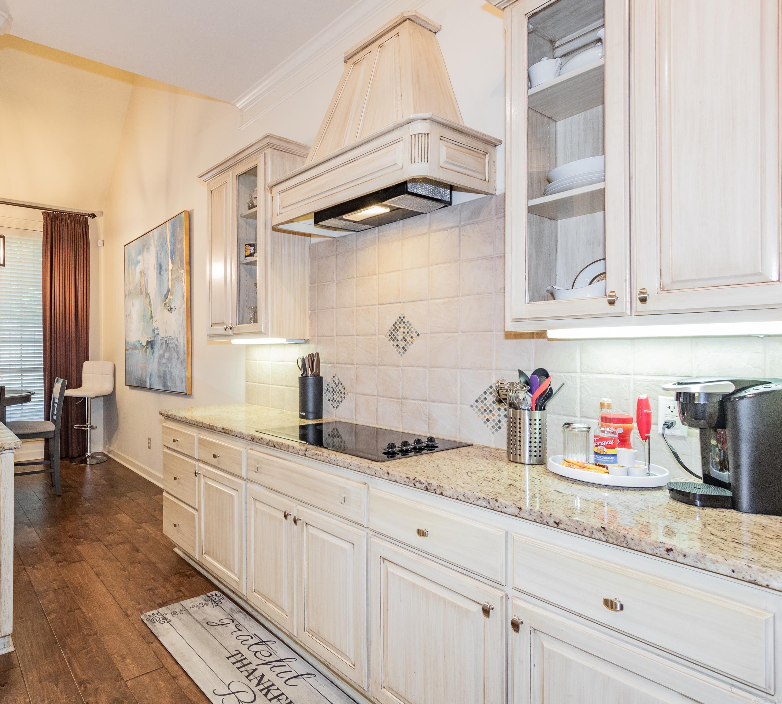WOODLANDS EDGE - Residential