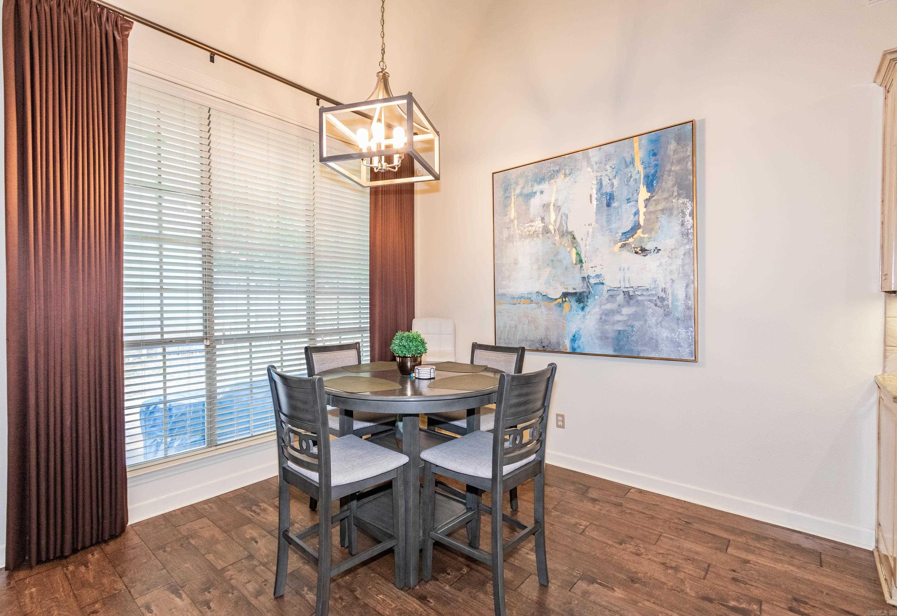 WOODLANDS EDGE - Residential