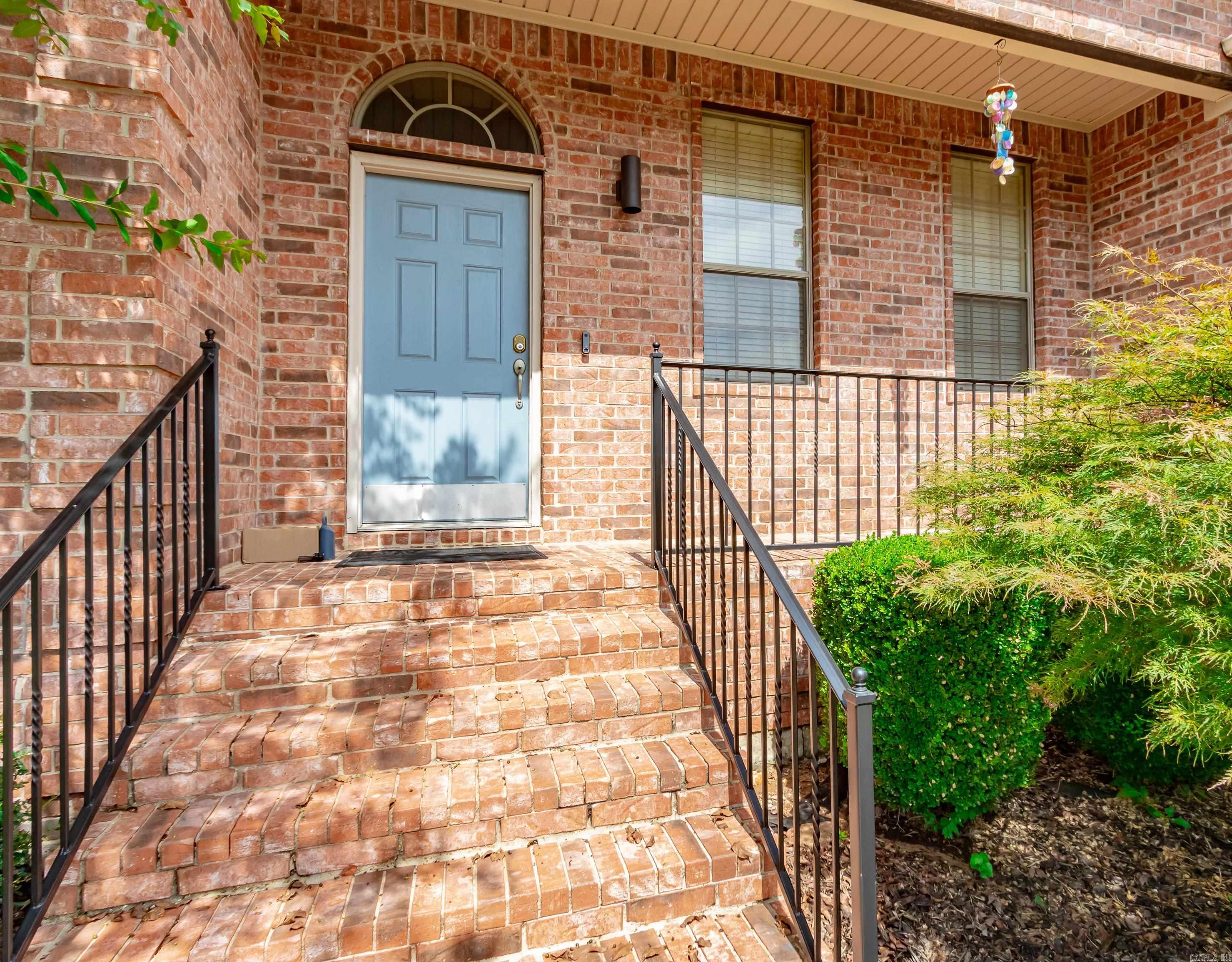 WOODLANDS EDGE - Residential