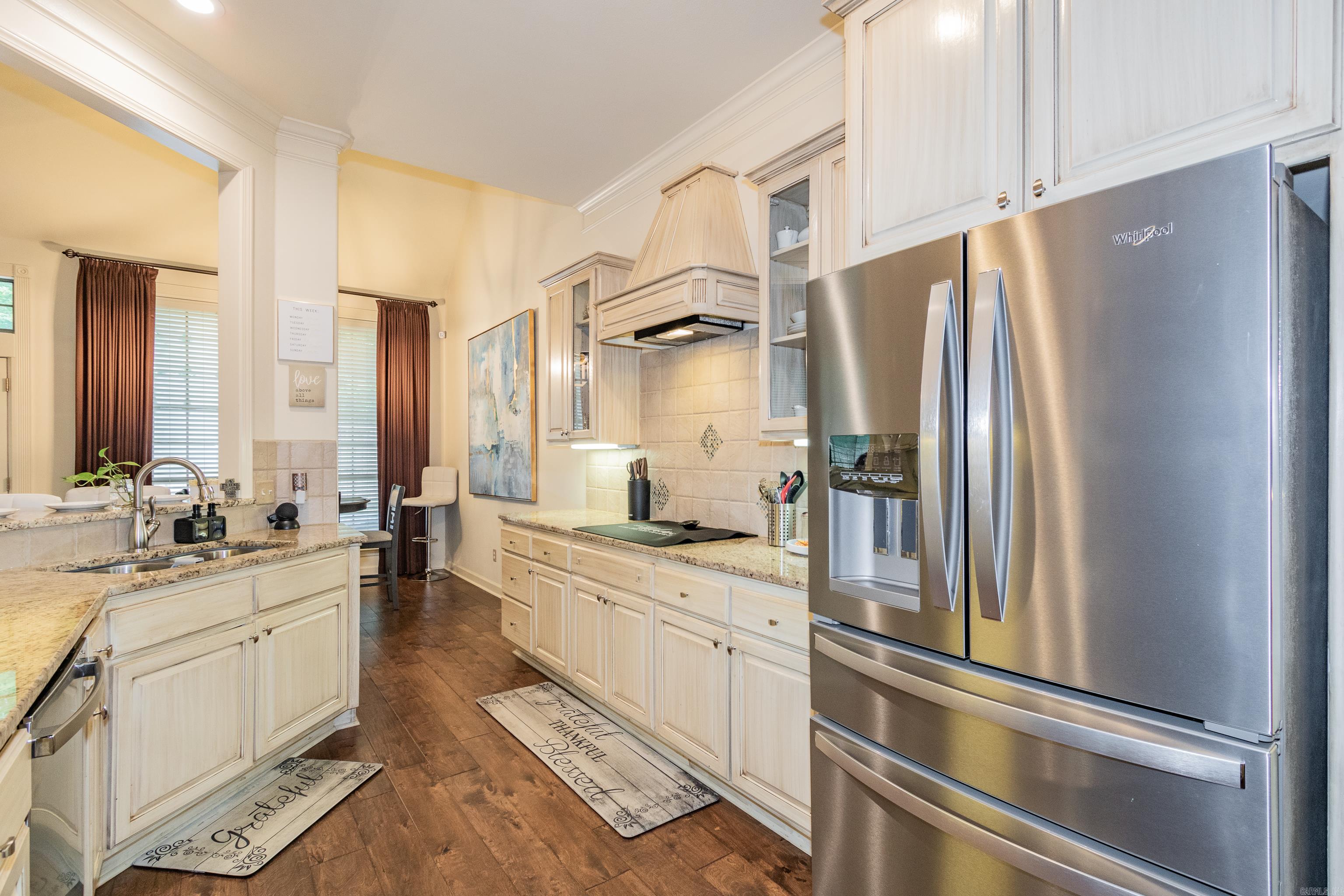 WOODLANDS EDGE - Residential